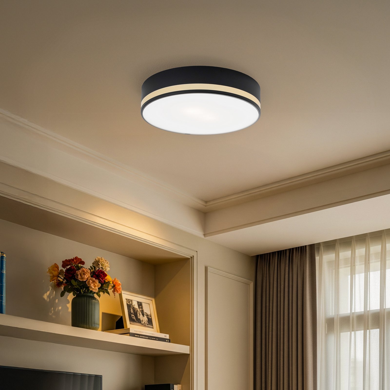 Amore ceiling light, gold stripes, black, Ø 35cm Amore ceiling light, gold stripes, black, Ø 35cm