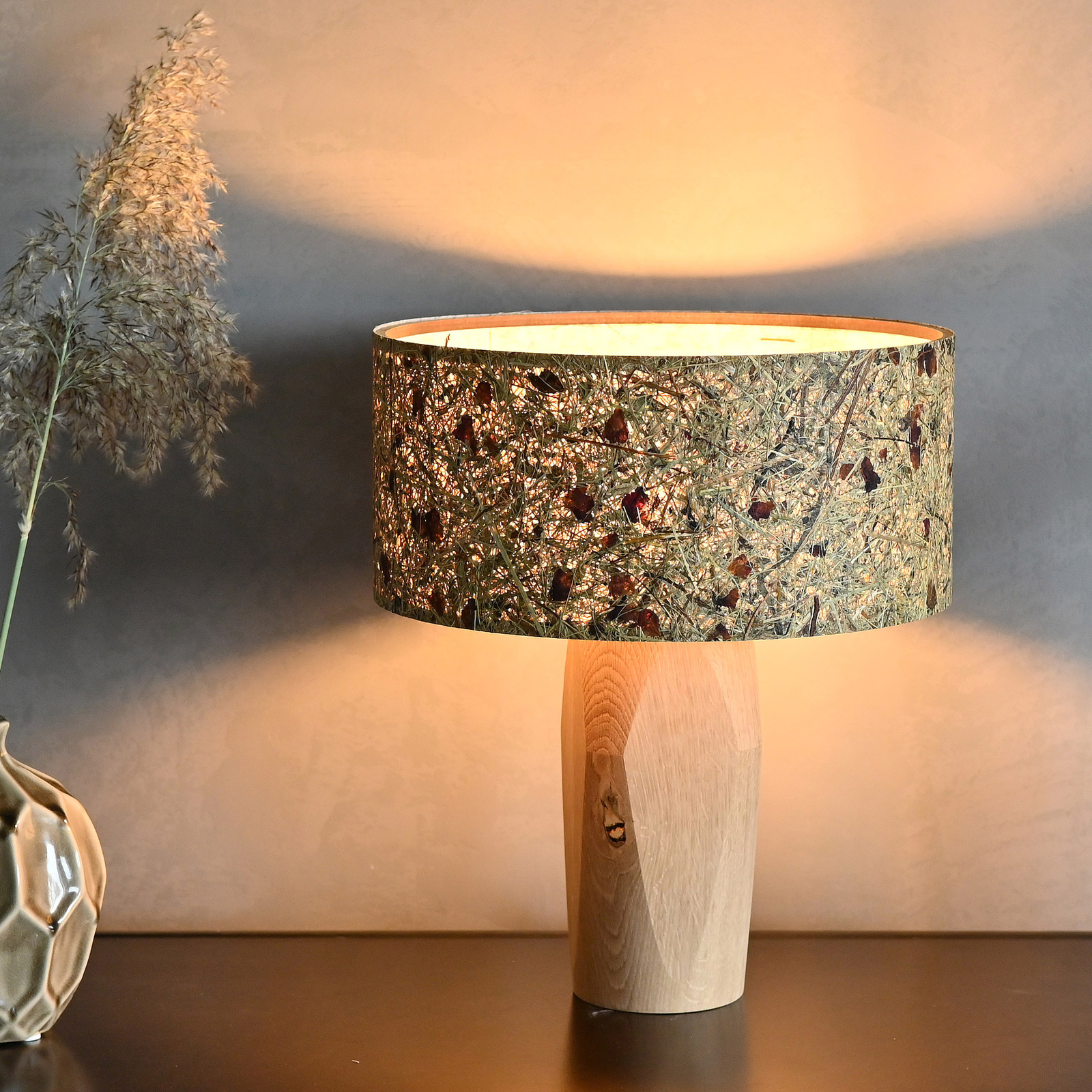 LeuchtNatur Pura lampa stołowa LED dąb/róże