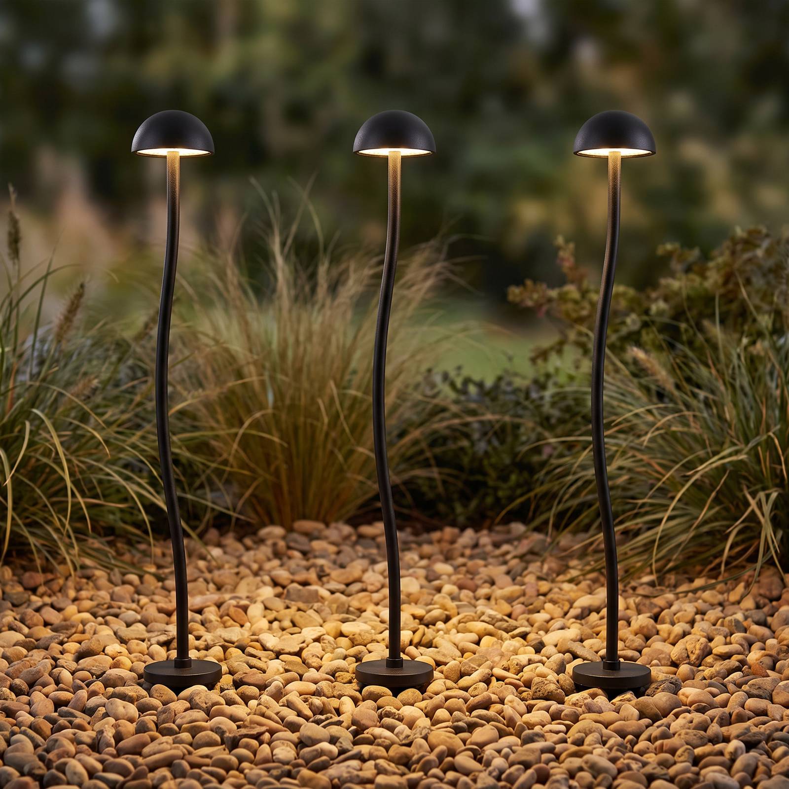 Lampa z grotem ziemnym LED Lindby Soremi, czarna, zestaw 3 sztuk, IP44