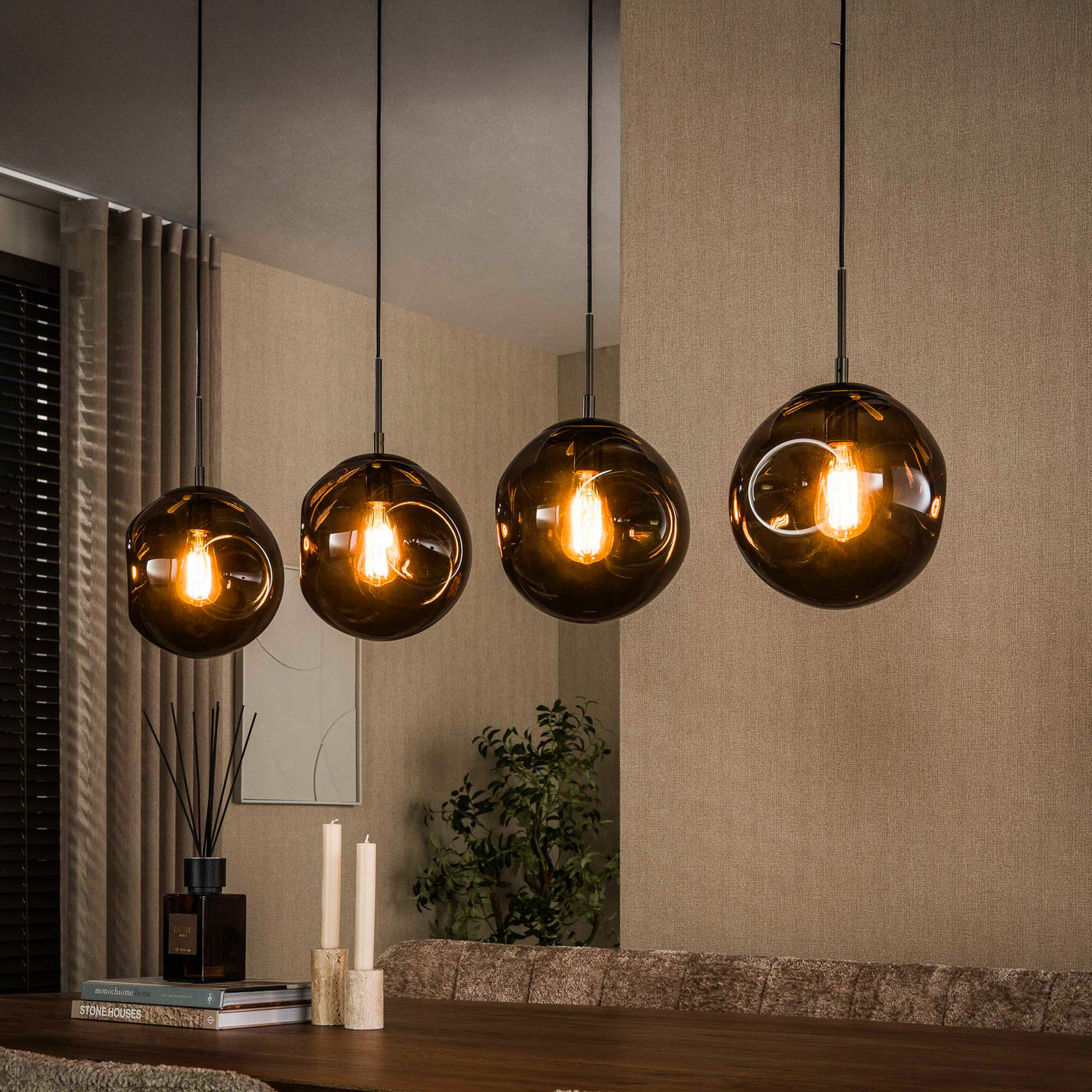 Hängeleuchte Stellar, 4-fl. lang, braun, Glas, E27, 130 cm