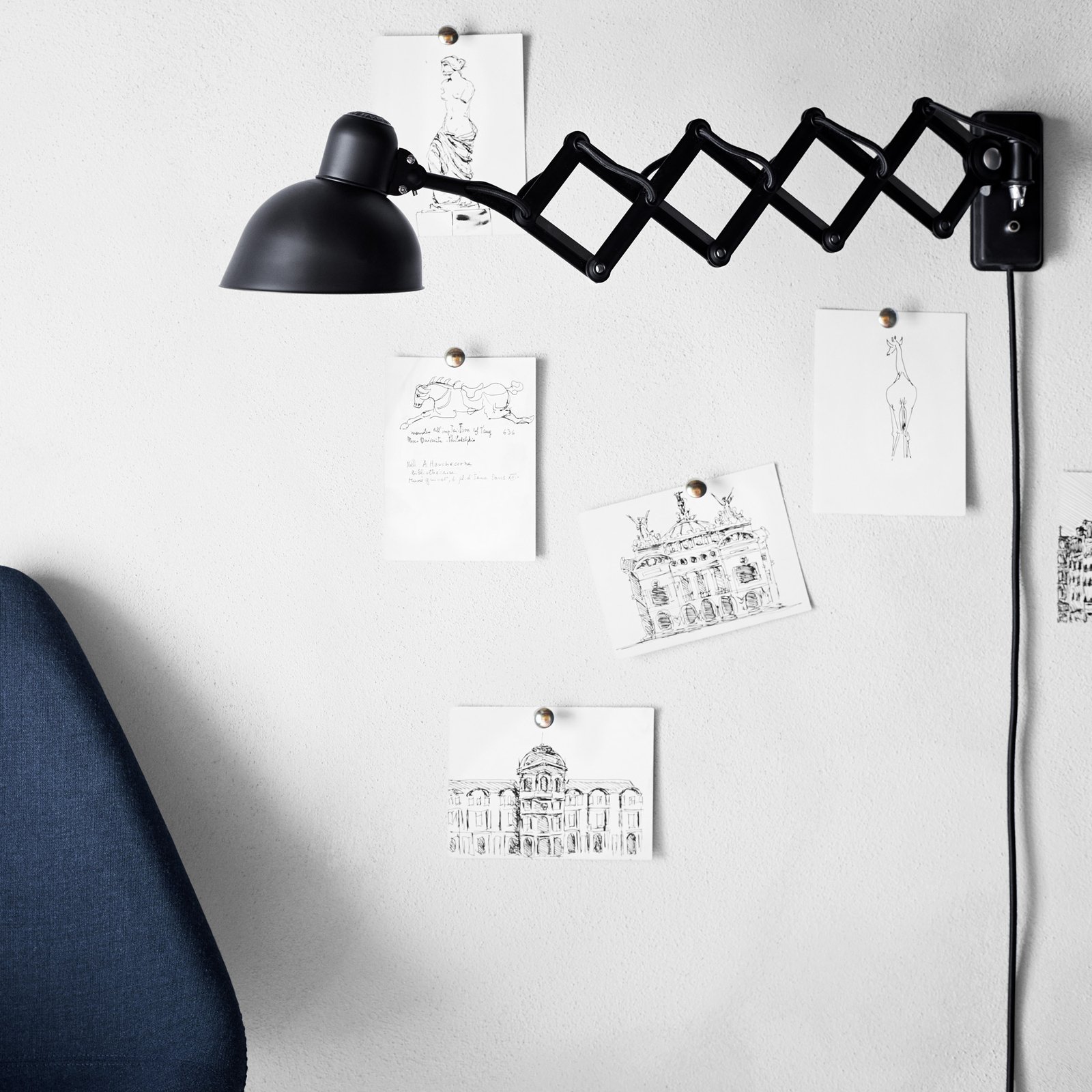KAISER idell™ 6718-W Nástěnné Svítidlo/Scissor Lamp Matná Černá - Fritz Hansen