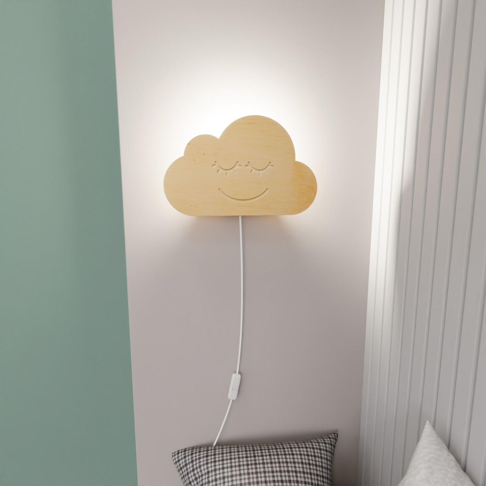 Wandlamp Cloud, gemaakt van hout, met stekker en schakelaar
