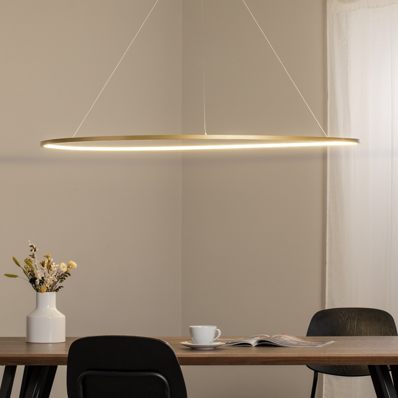 LED-Hängelampe Saturno, Ø 120 cm, goldfarben, 1-fl., 4.000 K
