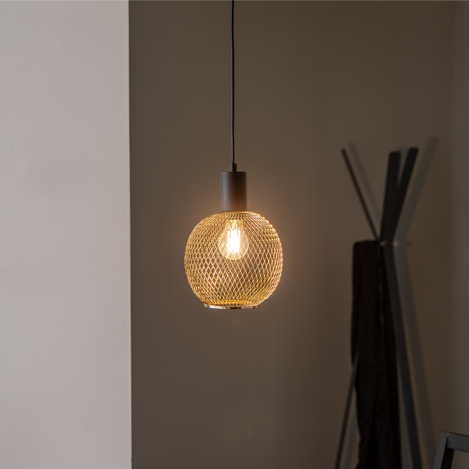 Seka hanging light, 1-bulb