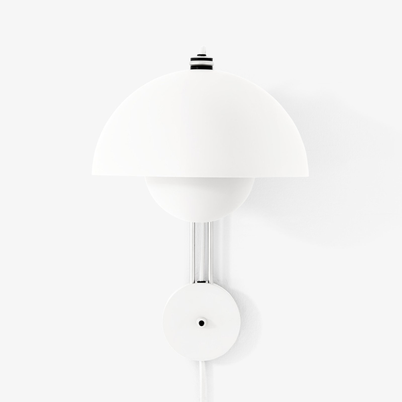 Flowerpot VP8 Wandleuchte Matt White - &Tradition