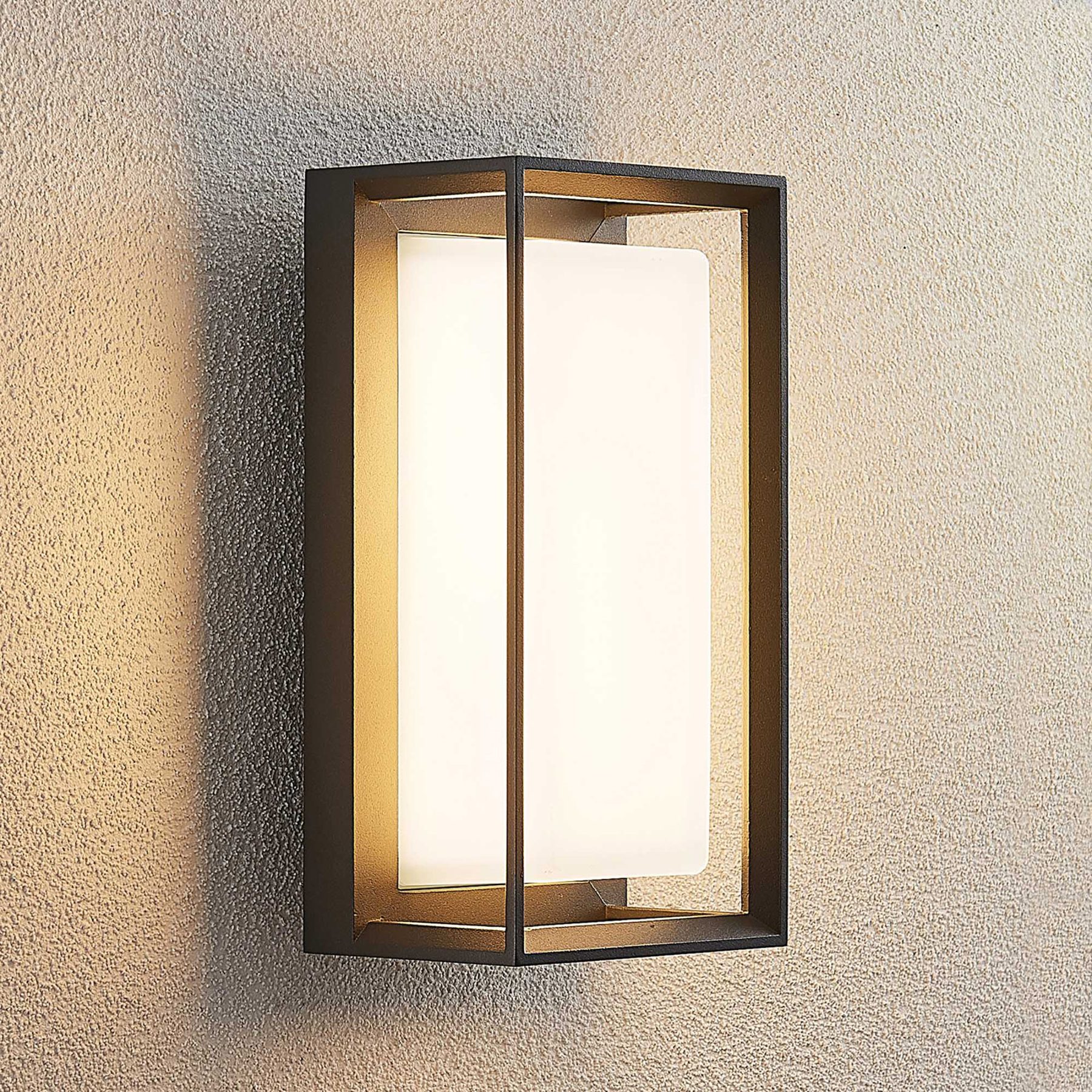 Lucande Ronida LED outdoor wall lamp, angular, die-cast aluminium, tempered glass, 5.2 W, energy efficiency: A+, W: 13 cm, H: 25.5 cm