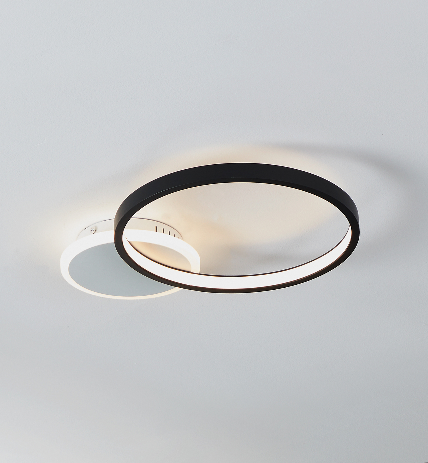 LED-Deckenlampe Gafares, schwarz Alu 41 cm Fernbedienung CCT