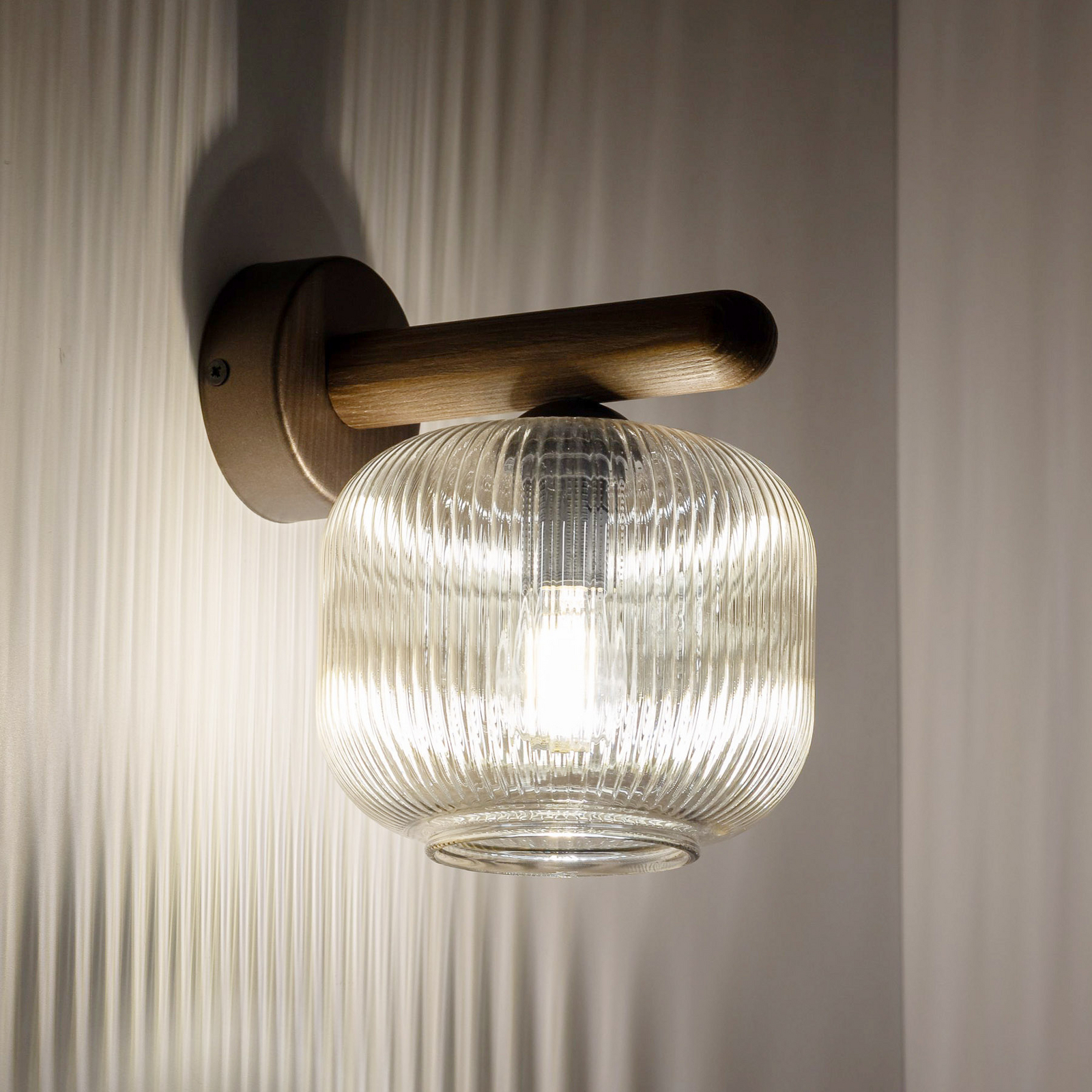 Seinavalgusti Salvia, pruun/konjak, klaas, kõrgus 20 cm, E14