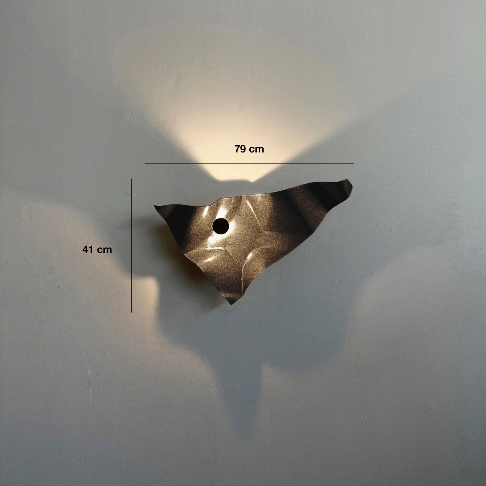 Knikerboker LED wall lamp Zona d'ombra, brown, 79 cm