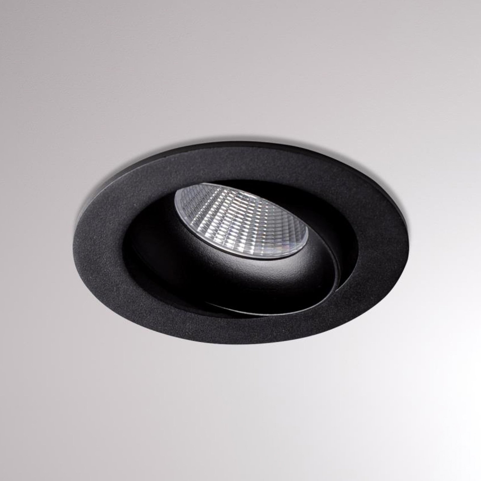 Kalio LED downlight round 2,700 K 24° black