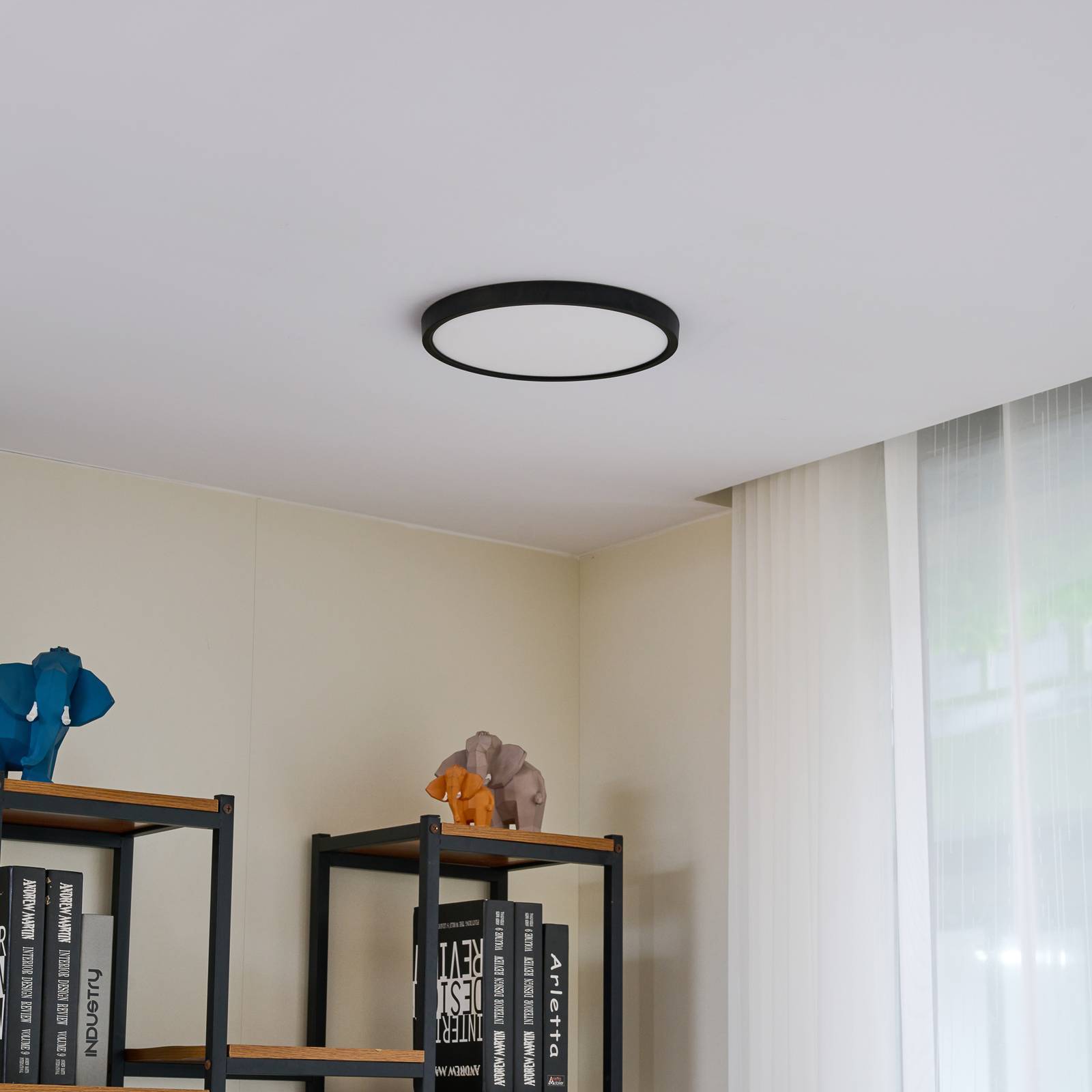 Lindby LED stropné svietidlo Pravin, Ø 30 cm, 3 000 K, čierne