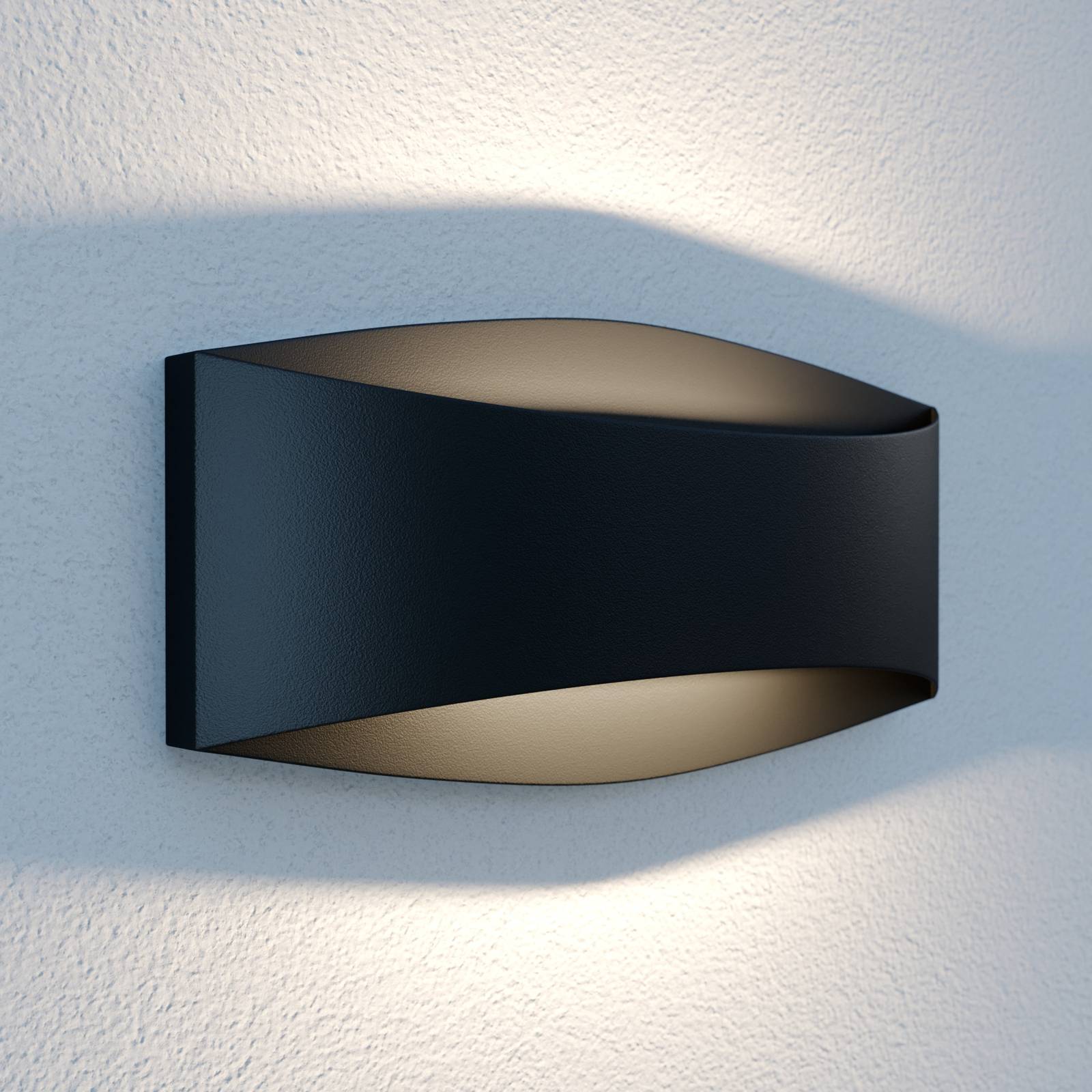 Lindby Evric vonkajšie nástenné LED svetlo 25,4 cm