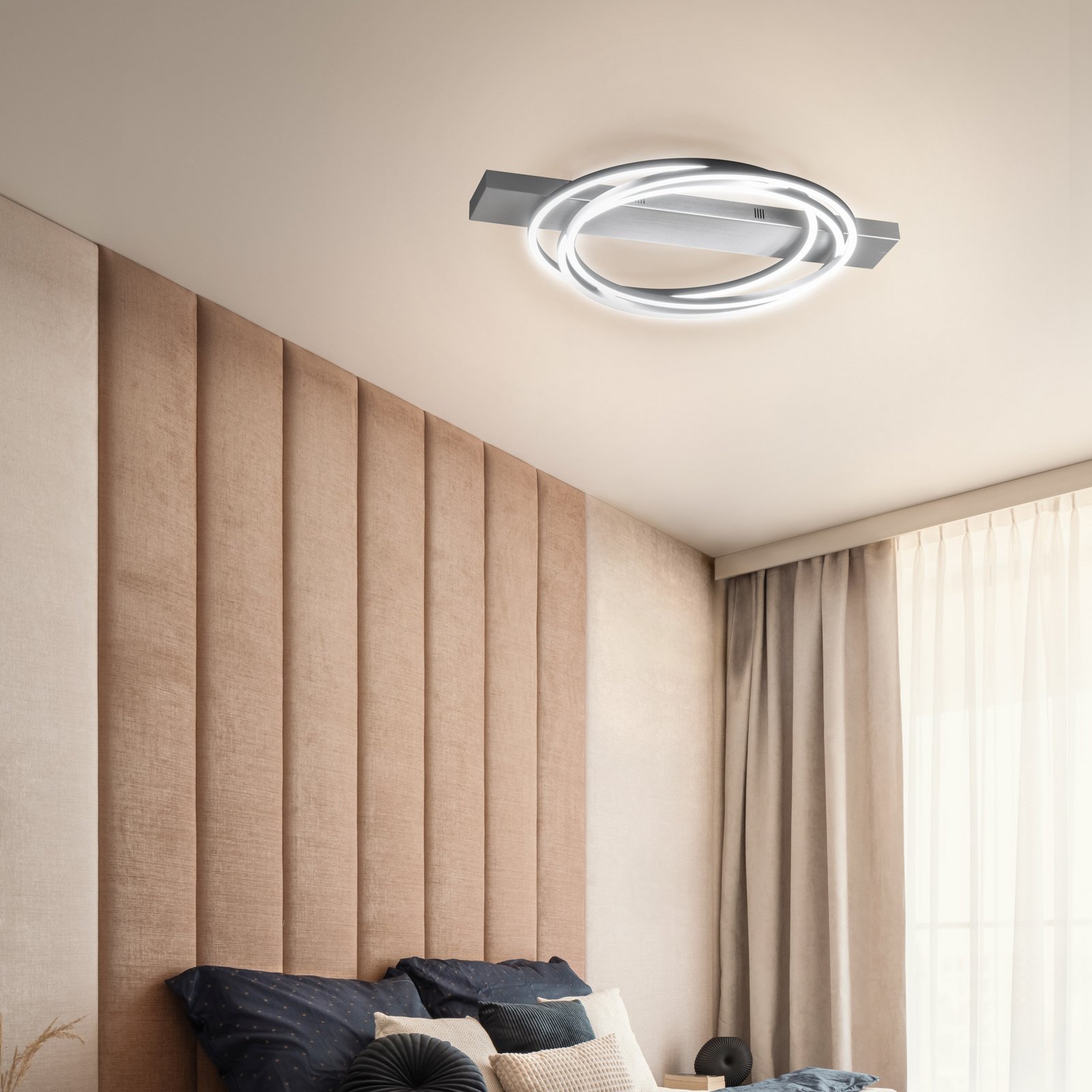 Plafonieră LED Kiku, lungime 76 cm, culoare aluminiu, metal