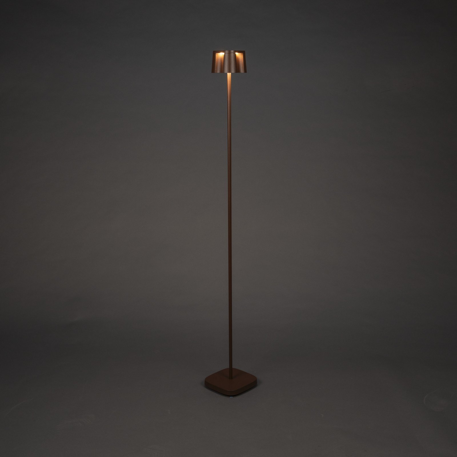 Nice rechargeable LED floor lamp, rust-coloured, aluminium, IP54,