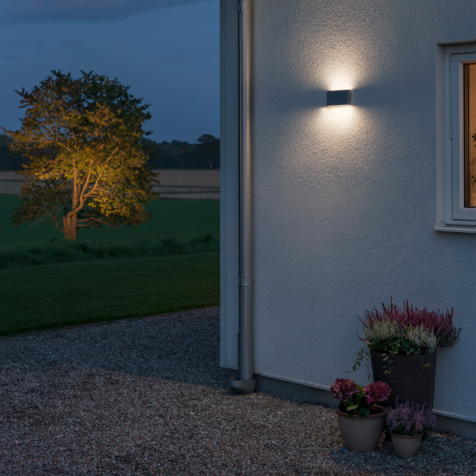 LED outdoor wall lamp Chieri 11 cm, up/down