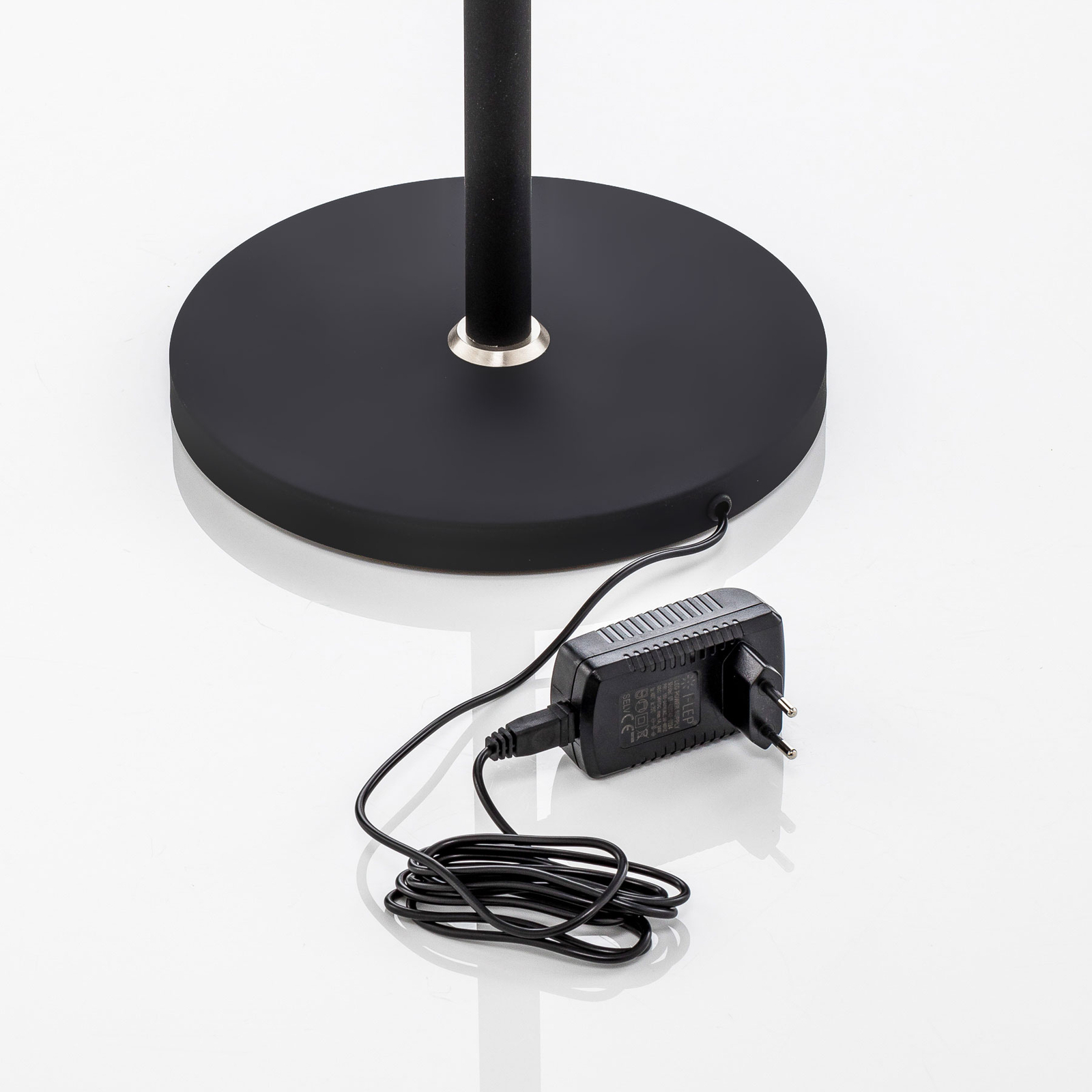 Rothfels Quendrim lampa stojąca LED czarna nikiel