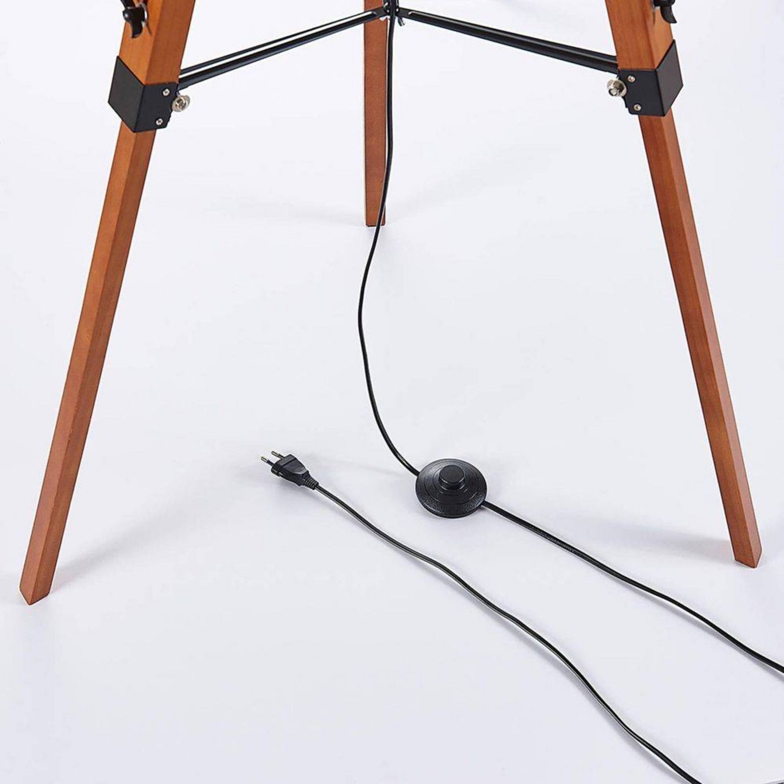 Hilma Lampadar Wood/Black - Lindby