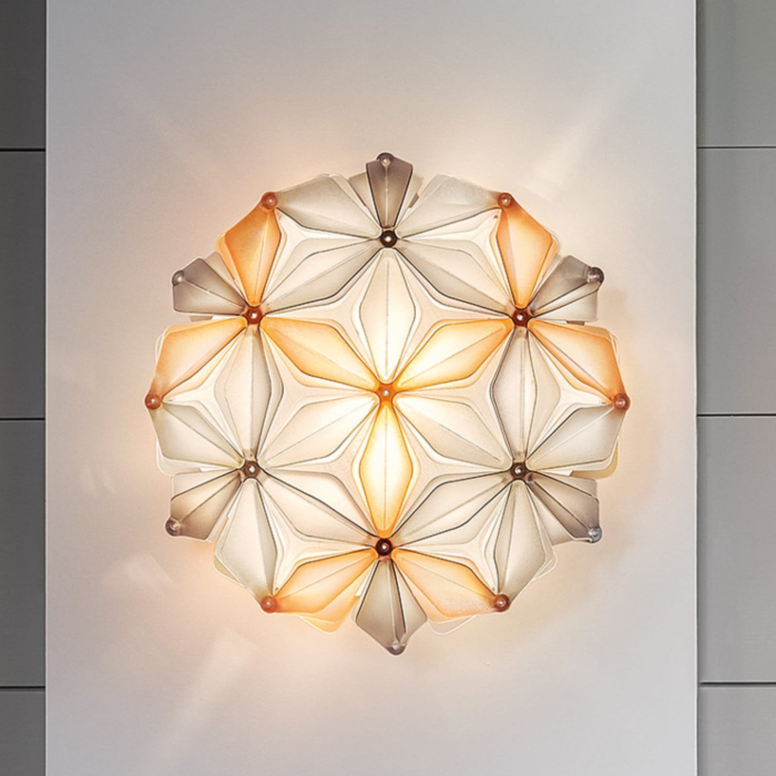 La Vie Mini Loft-/Væglampe Amber Slamp - Stue - Design - Plastik - Rund