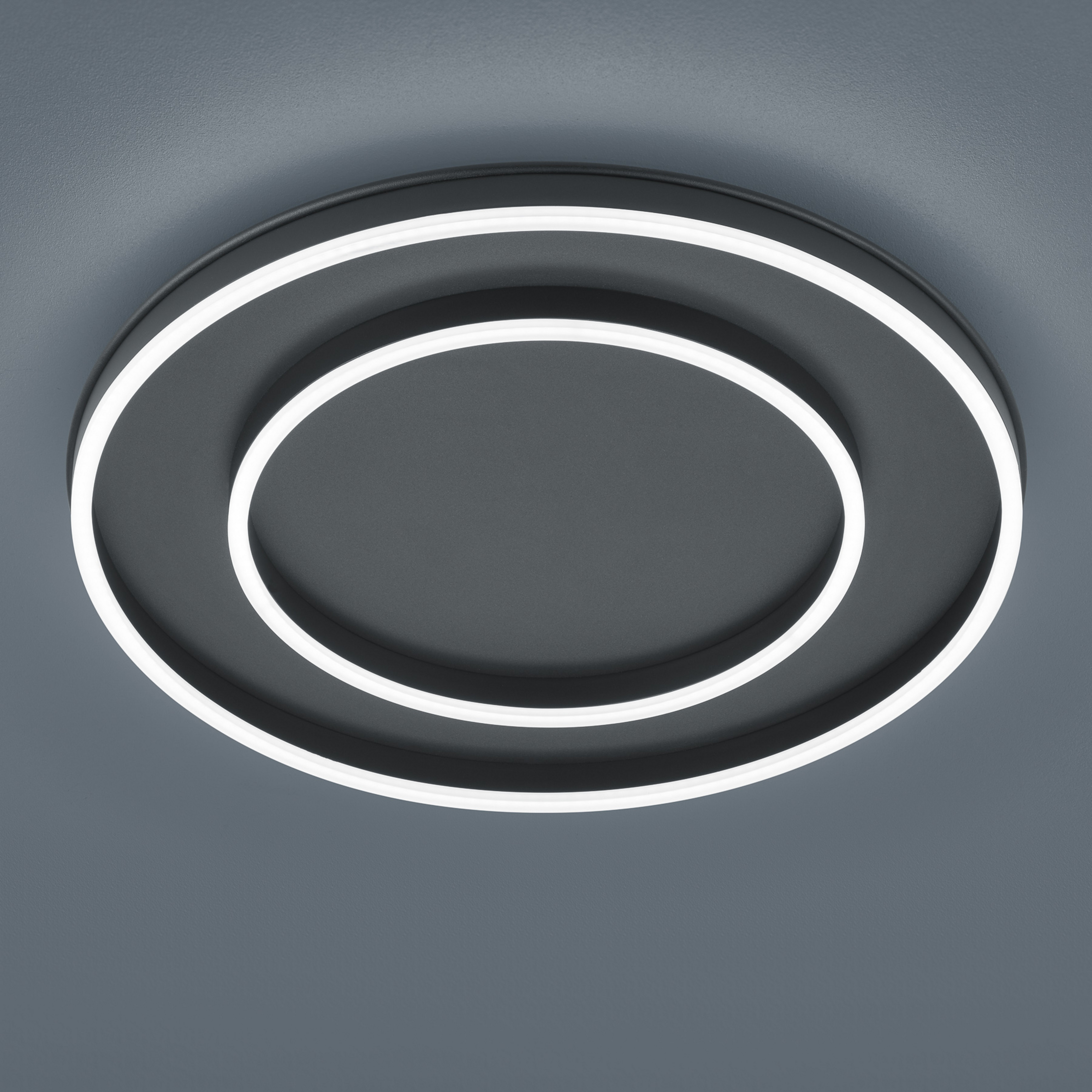 Helestra Sona LED-Deckenleuchte, schwarz, Ø 59 cm