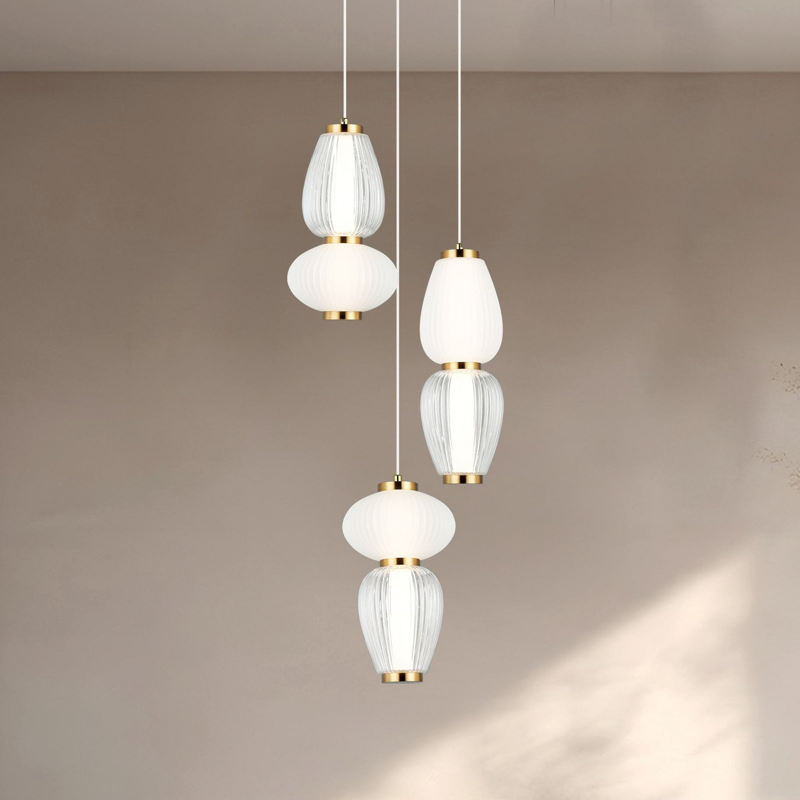 LED-Hängelampe Shiny, Ø 60 cm, klar/weiß, Glas