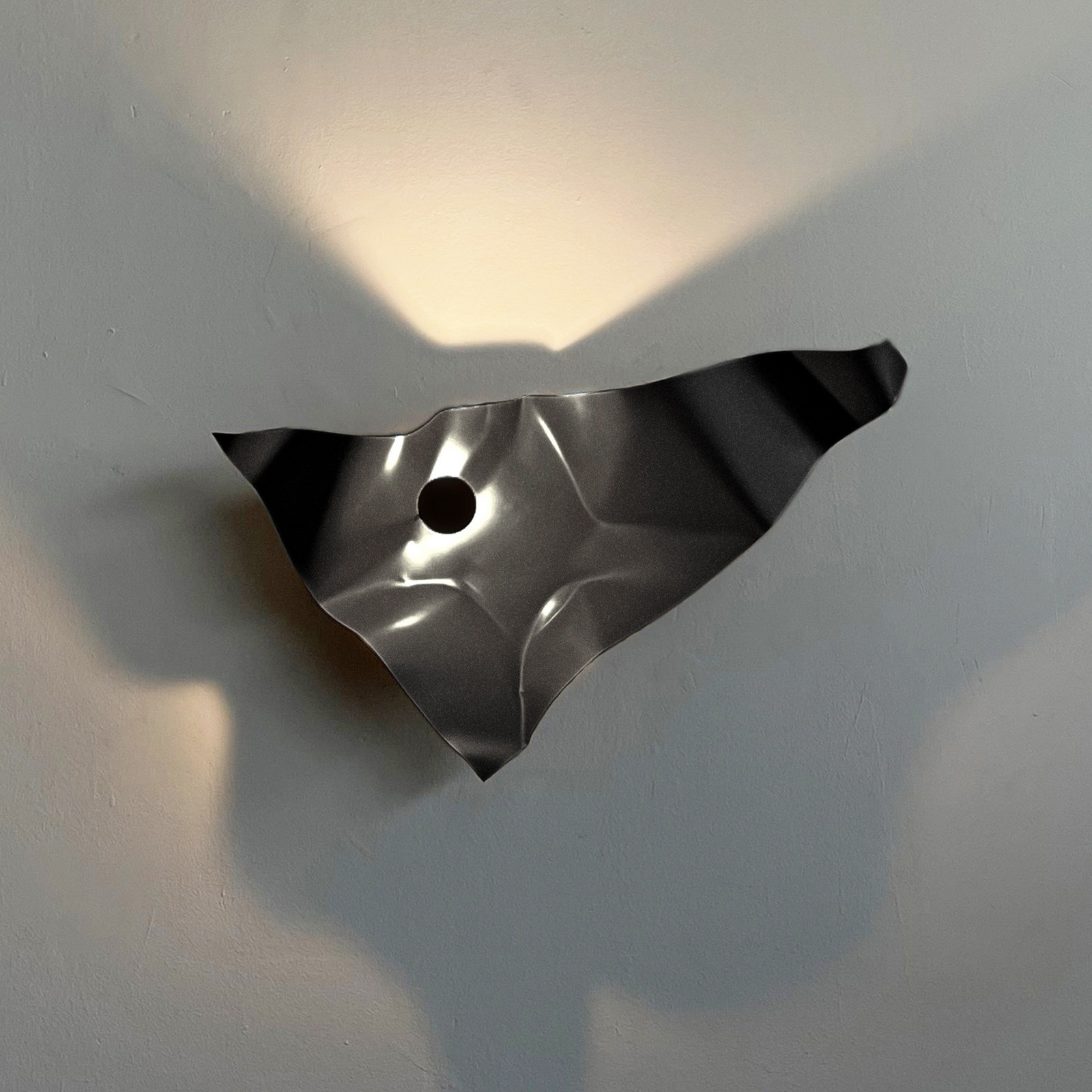 Aplică LED Knikerboker Zona dombra gri 79 cm - Camera de zi / sufragerie - Design - antracit - Metal