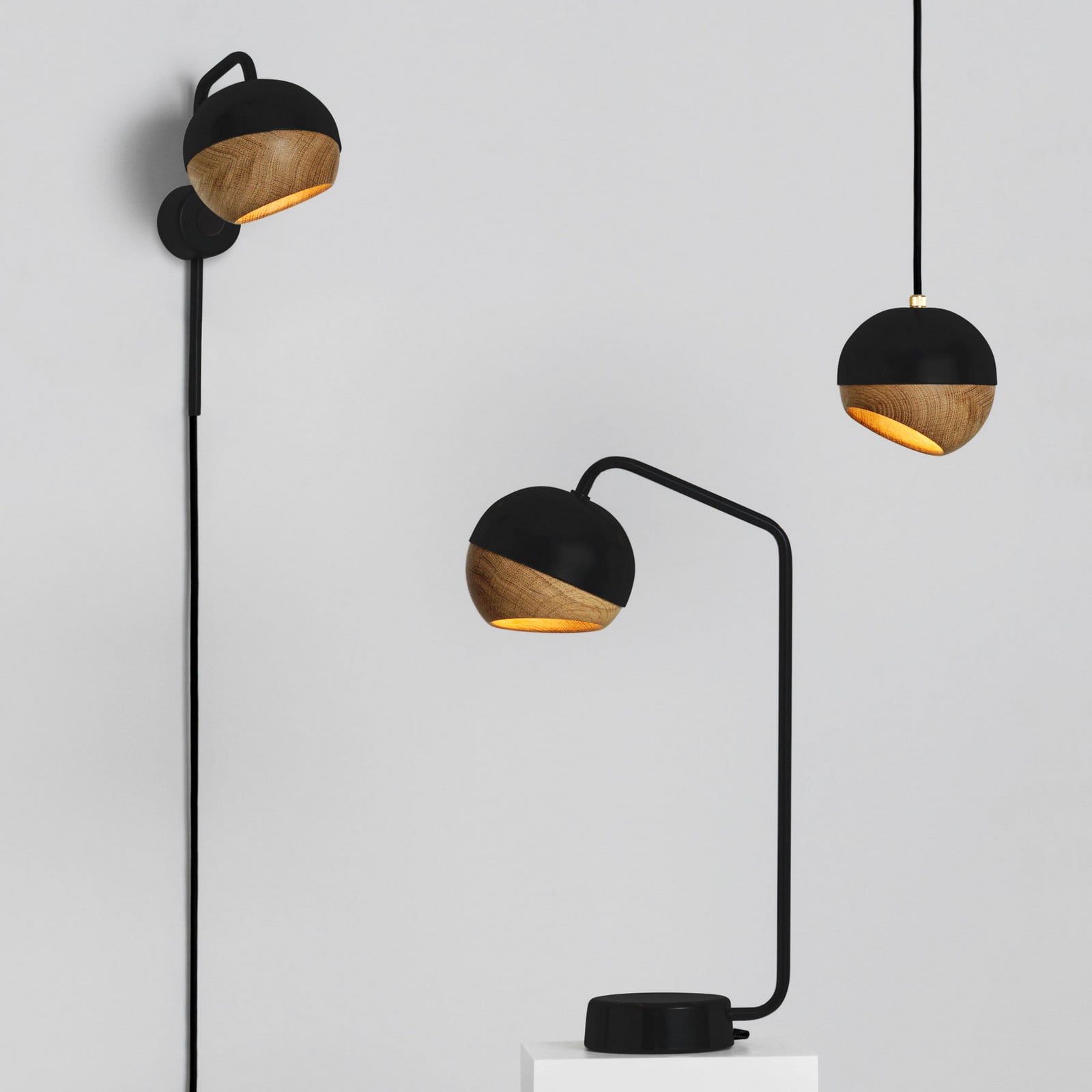 Ray Pendel Medium Sort Ray M MATER - Stue - Design - Træ - Kugle
