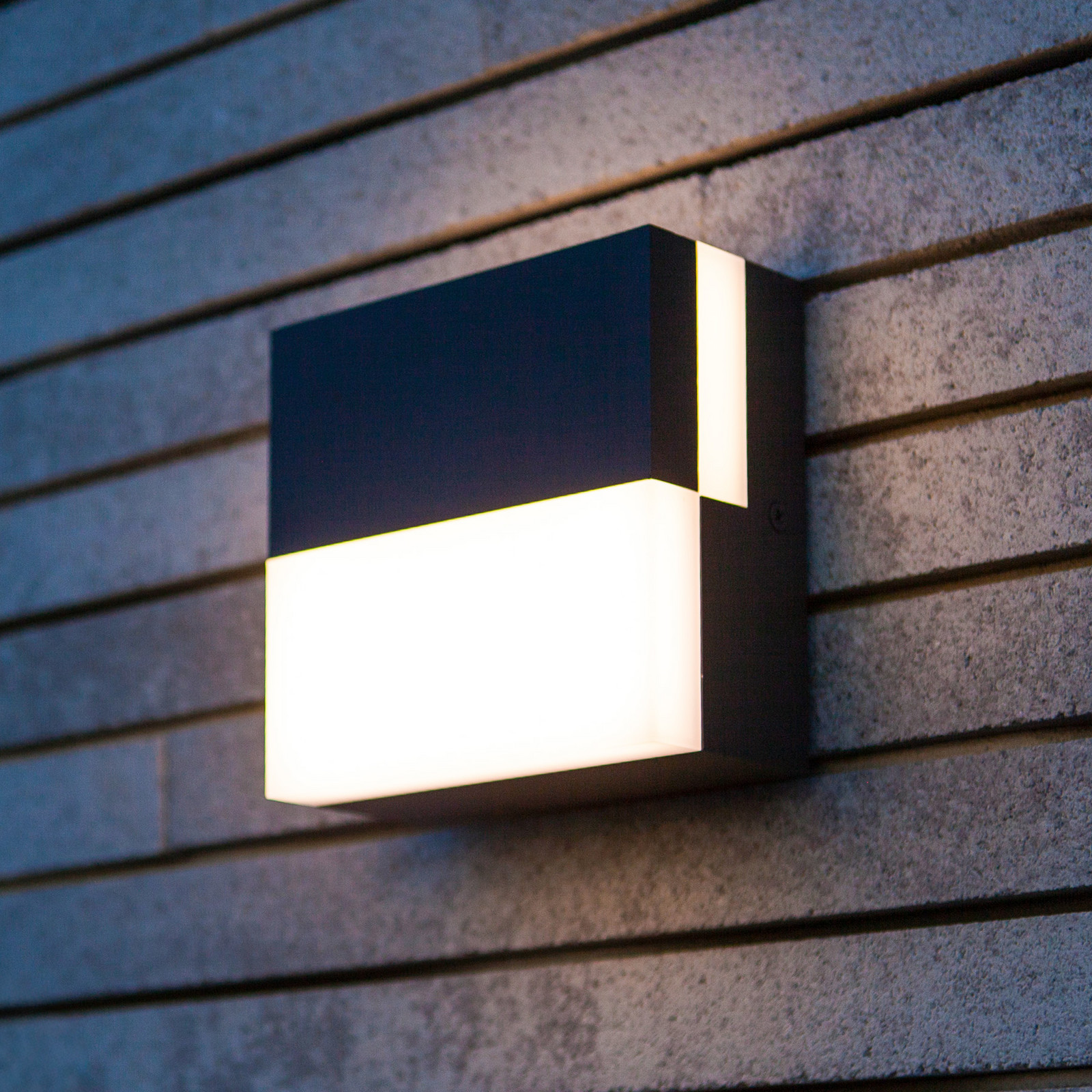 LUTEC LED-stenna svetilka za zunanjo uporabo DOMINO, temno siva, 14 x 14 cm, IP65 - Sodobni - Aluminij