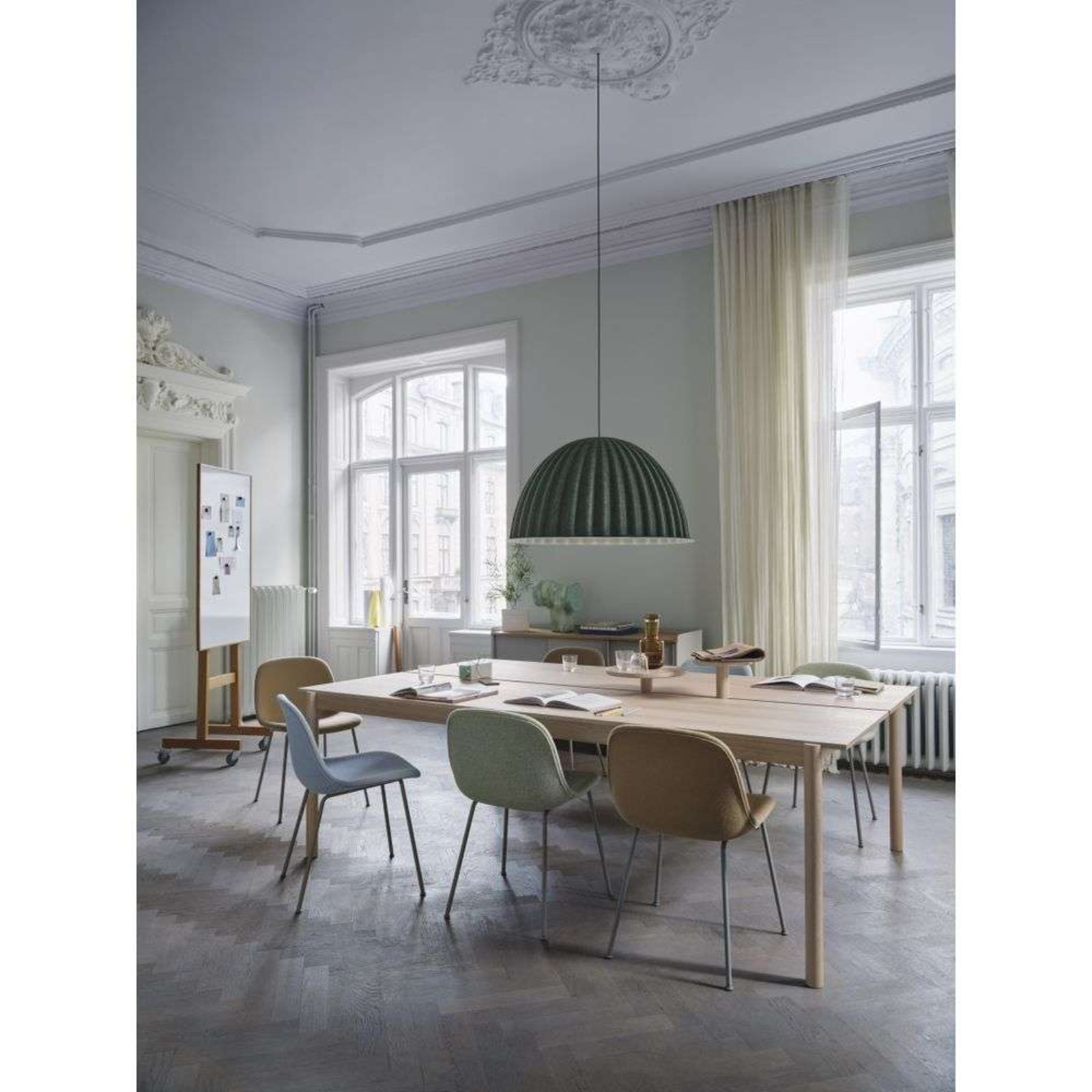 Under The Bell Lustră Pendul Ø55 Dark Green - Muuto