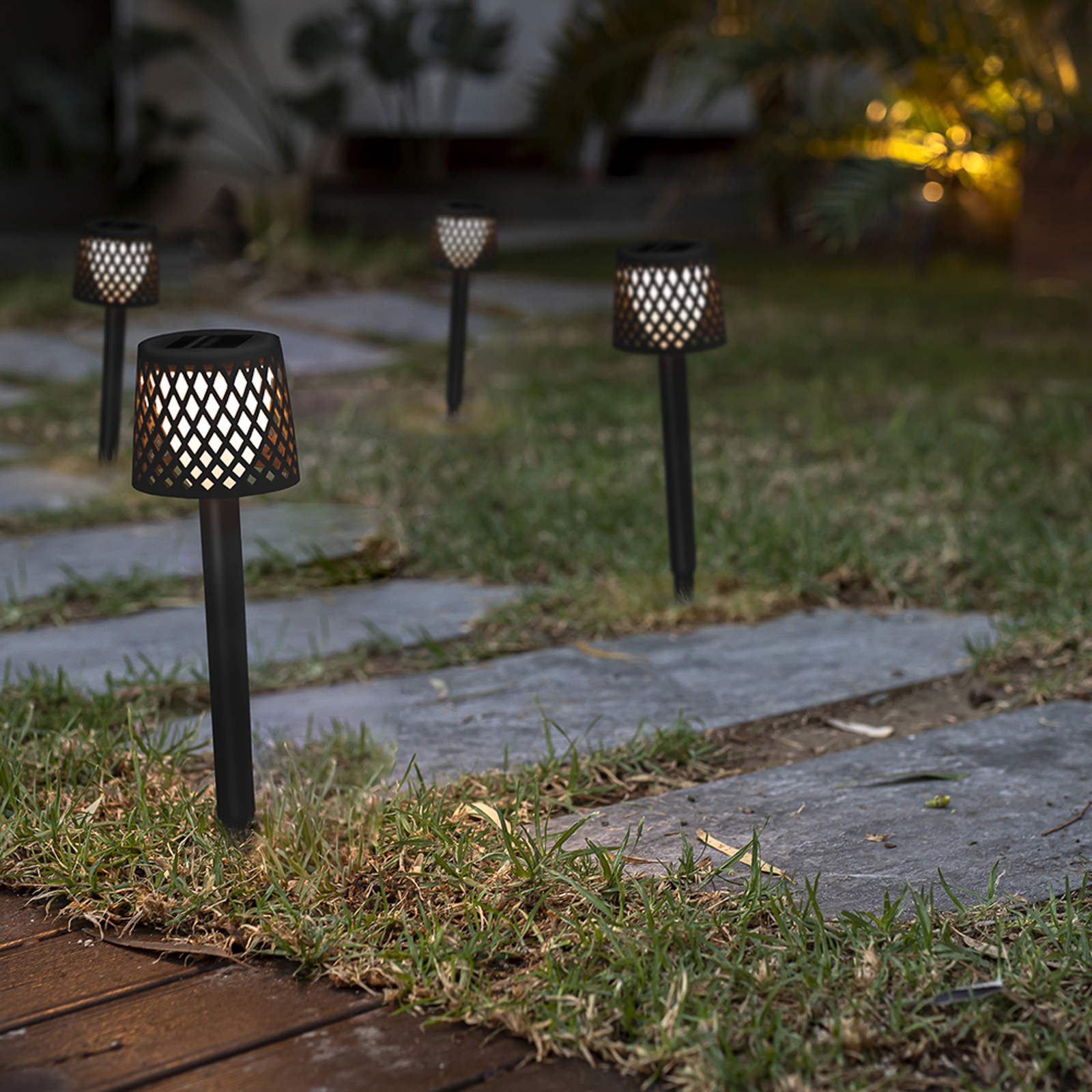 Newgarden LED-Solarleuchte Gretita, schwarz, Erdspieß, 4er
