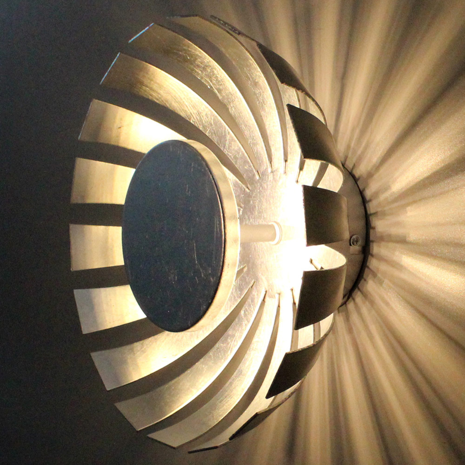 LED-Wandleuchte Flare gold