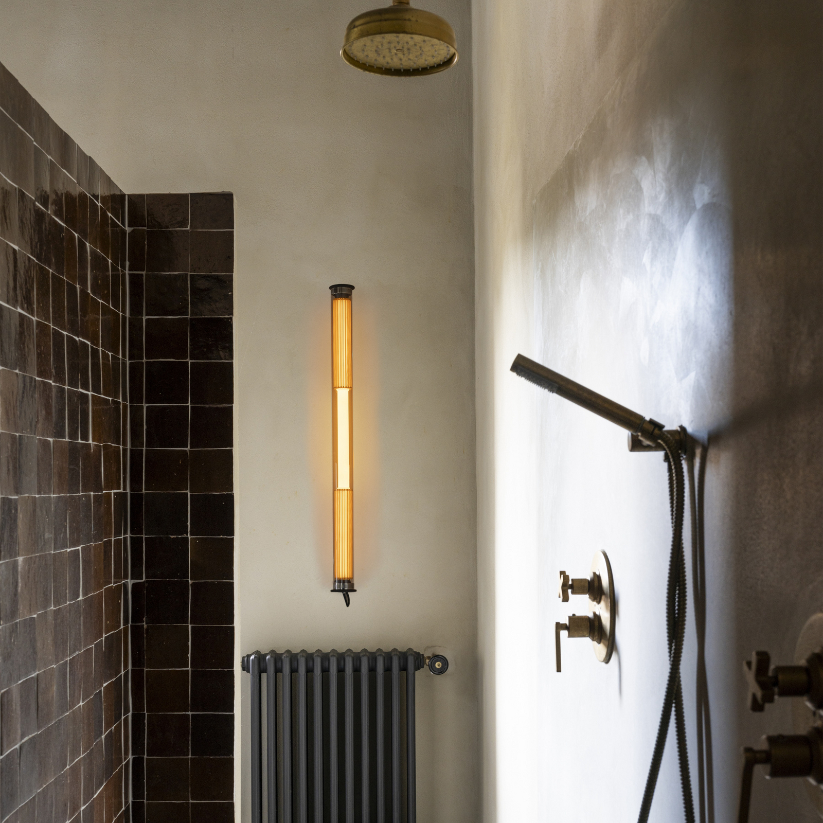 ITT360 vegglampe 1000, gull, borosilikatglass – DCW