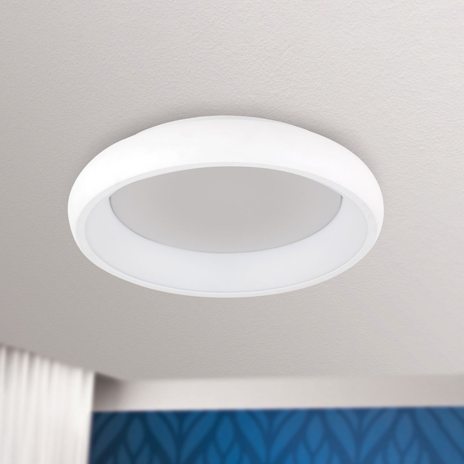 Venur LED ceiling lamp, 41 cm