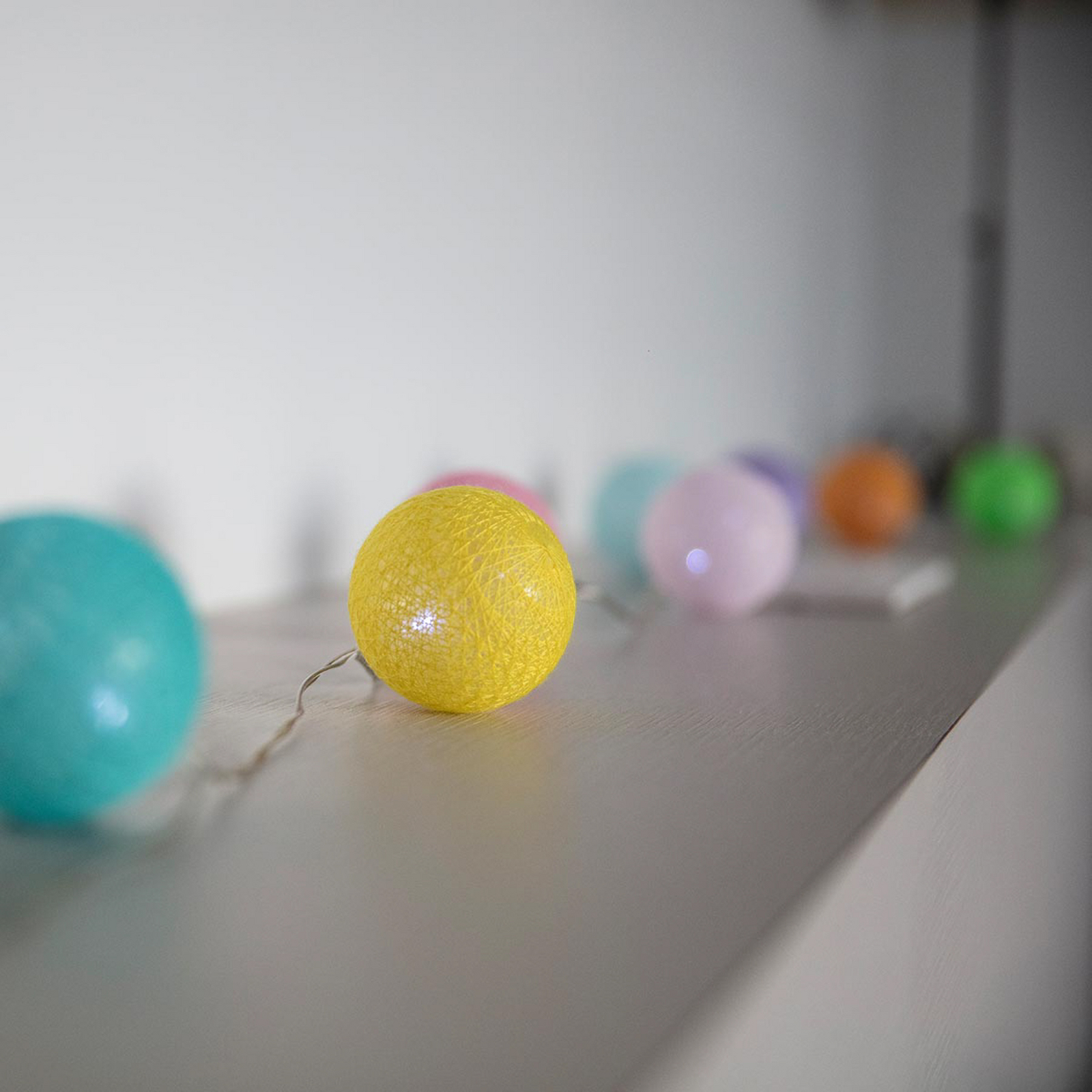 LED-Solar-Lichterkette Mimi, bunt, 6 m, Kunststoff, 10-flg. LED-Solar-Lichterkette Mimi, bunt, 6 m, Kunststoff, 10-flg.