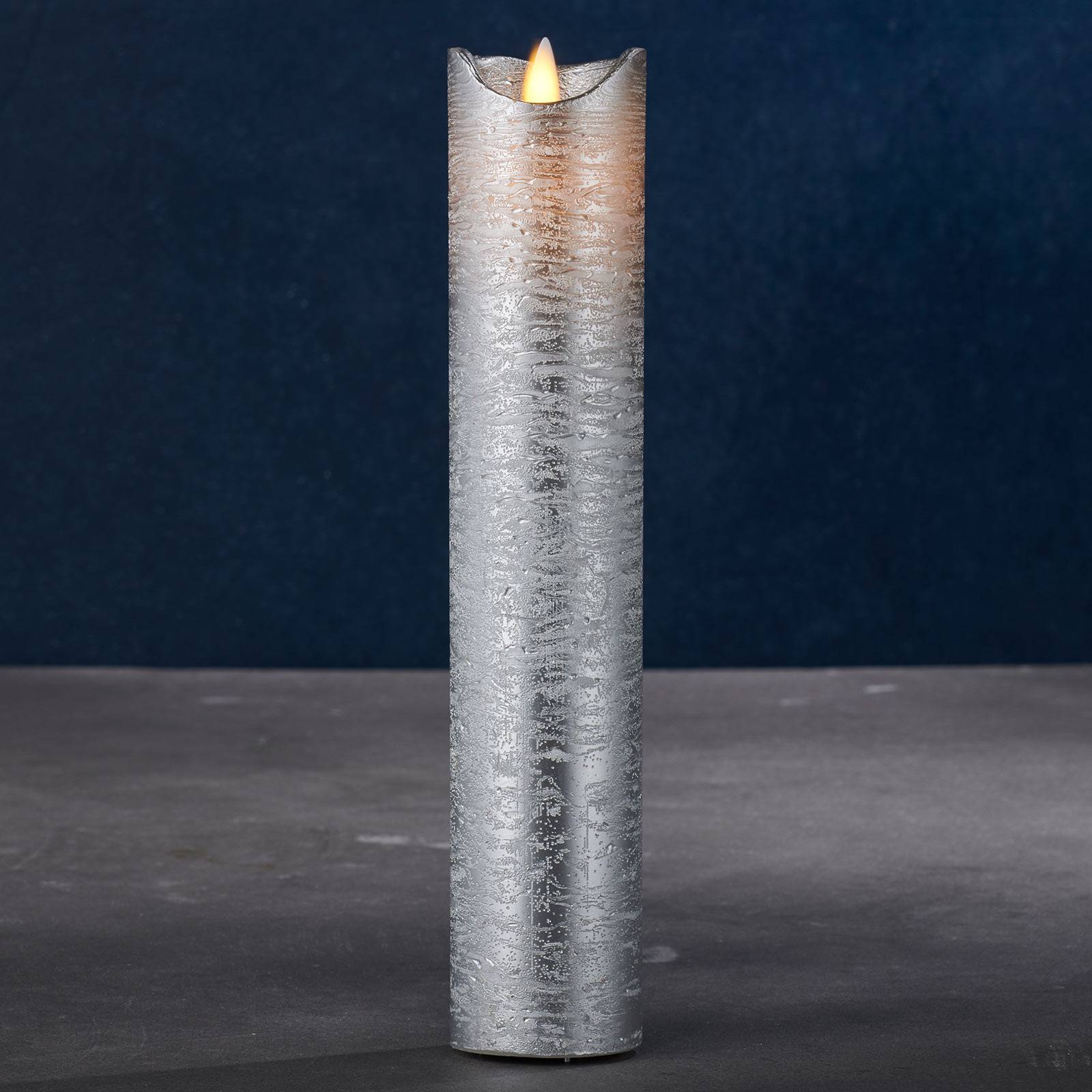 Levně LED svíčka Sara Exclusive, stříbrná, Ø 5cm, výška 25cm