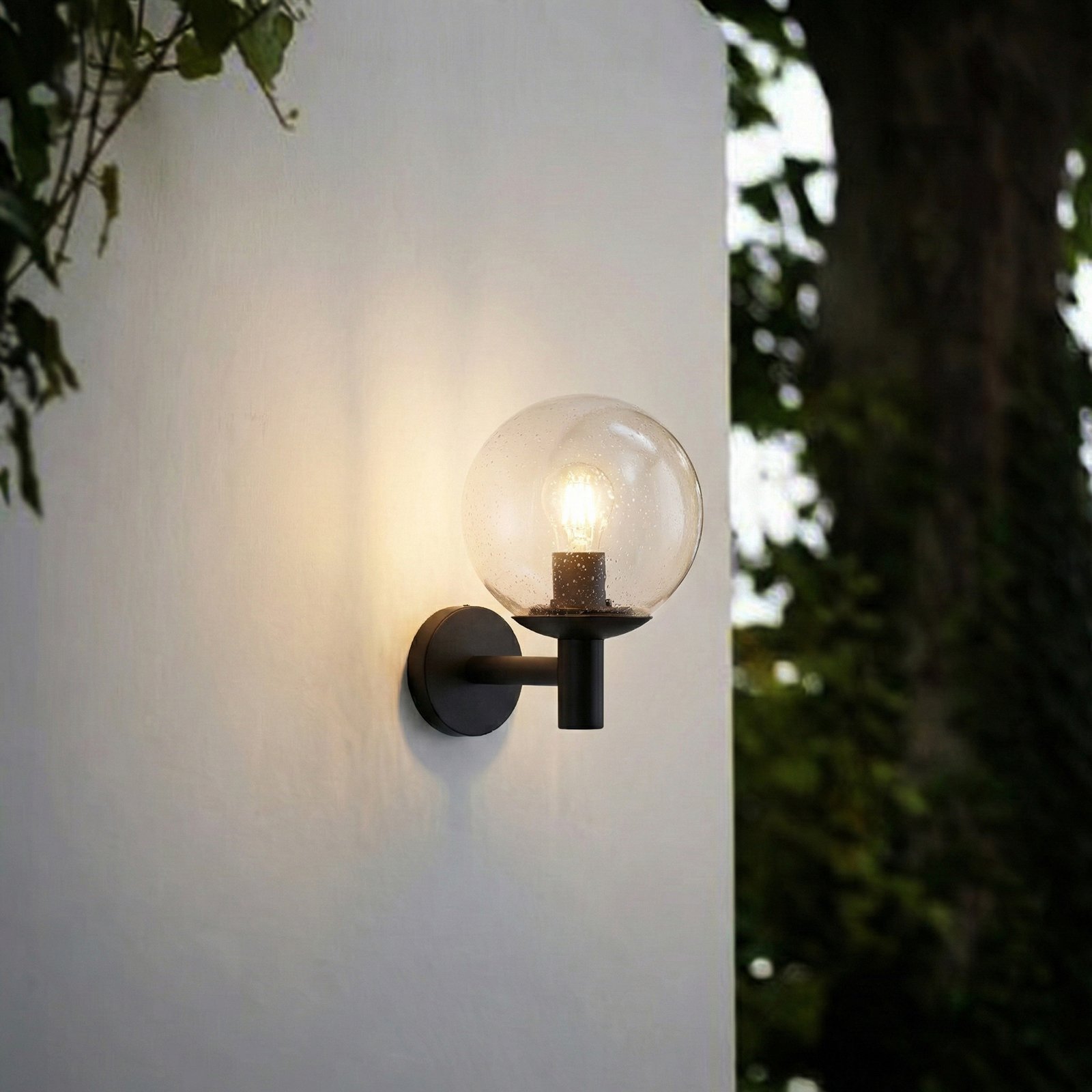 Dangan outdoor wall light Ø 20 cm clear glass - Lindby Dangan outdoor wall light Ø 20 cm clear glass - Lindby