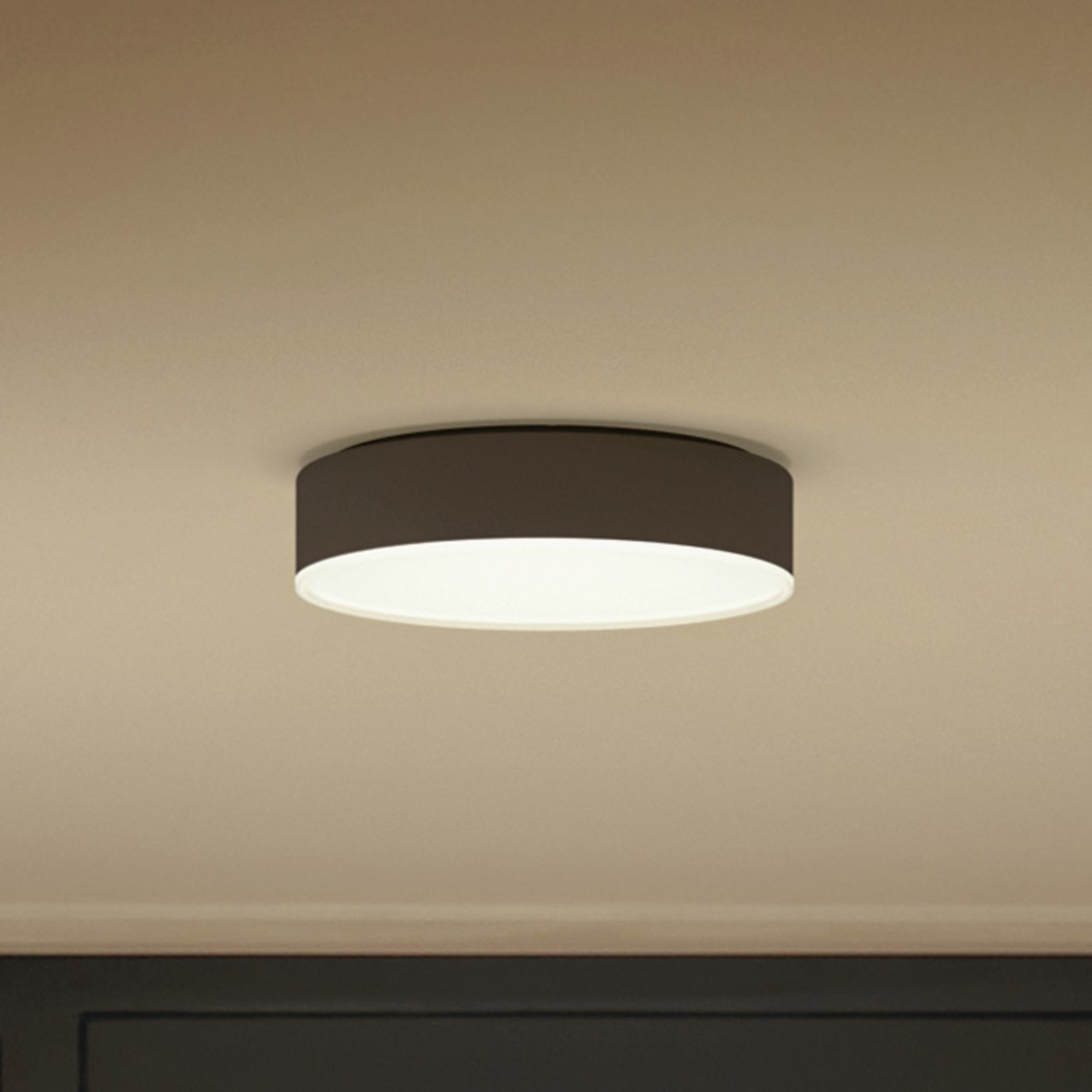 Philips Hue Enrave LED-taklampe, 26,1 cm svart