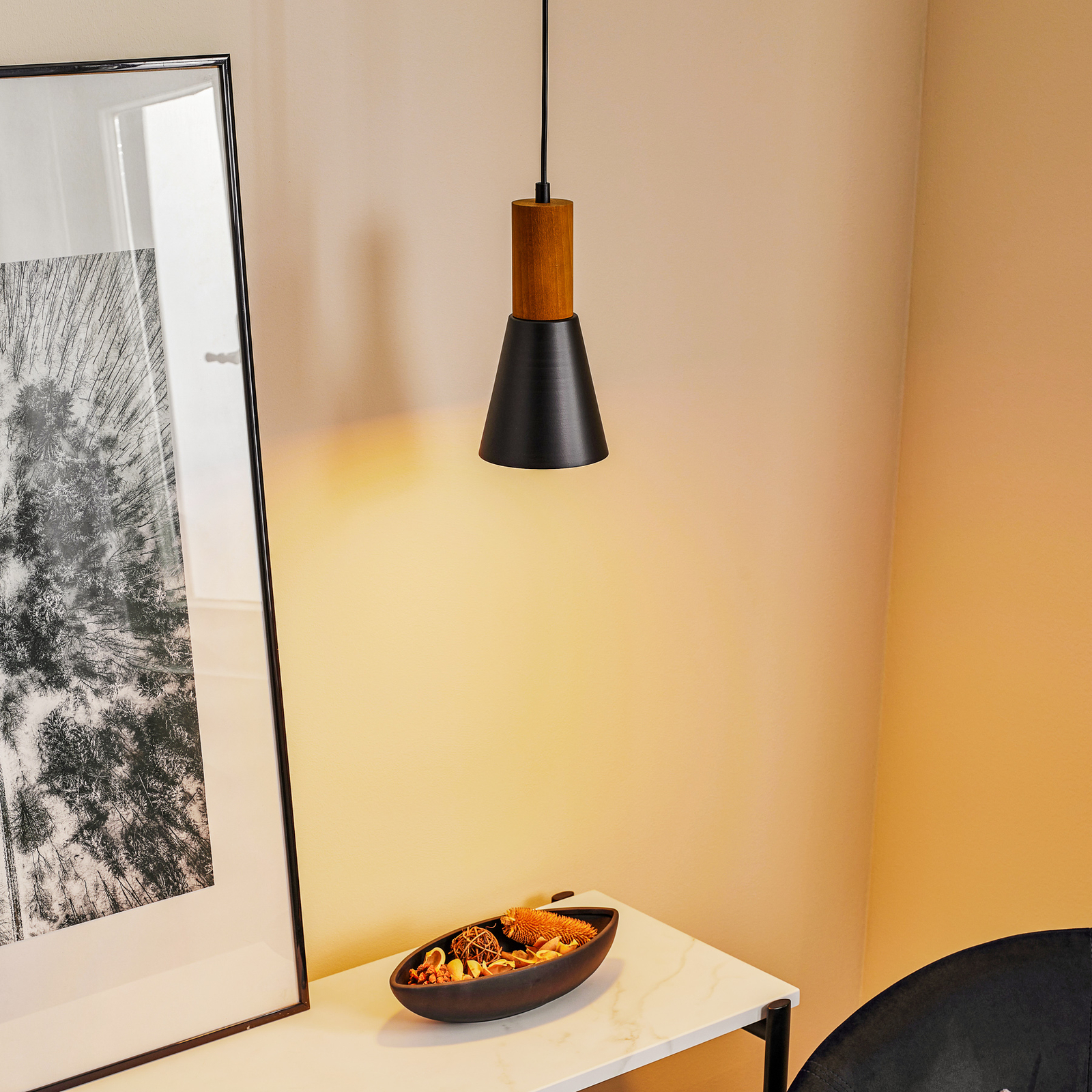 Hanglamp Esma, zwart, houtdetail, 1-lamp