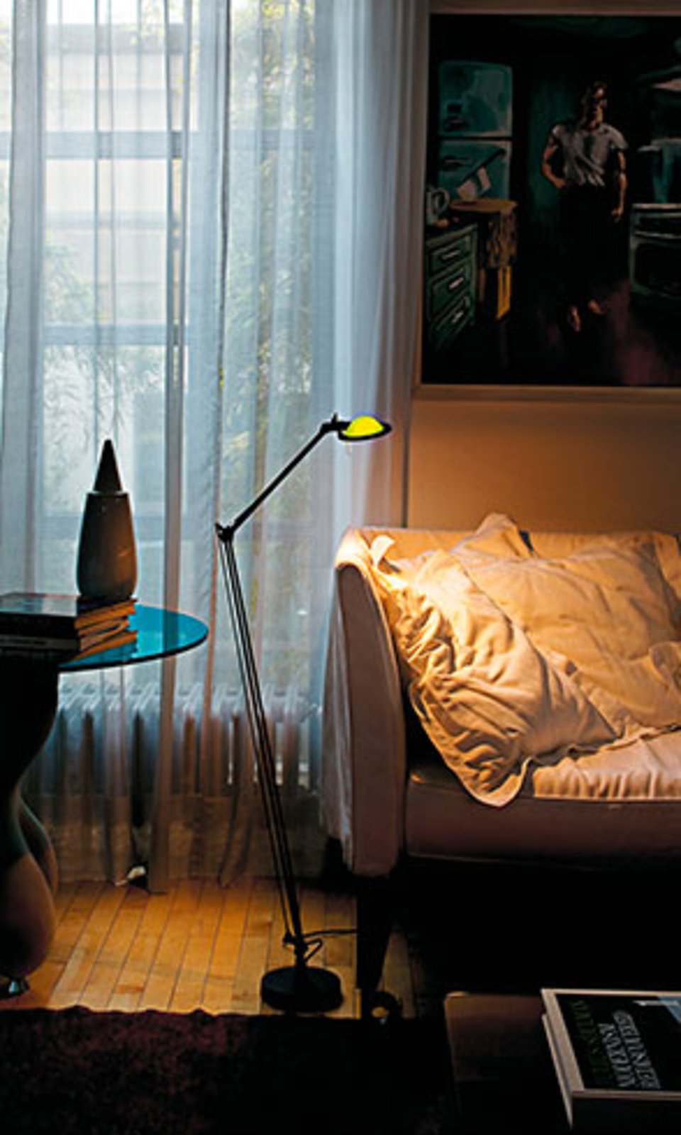 Berenice Floor Lamp Pink Glass/Black - Luceplan