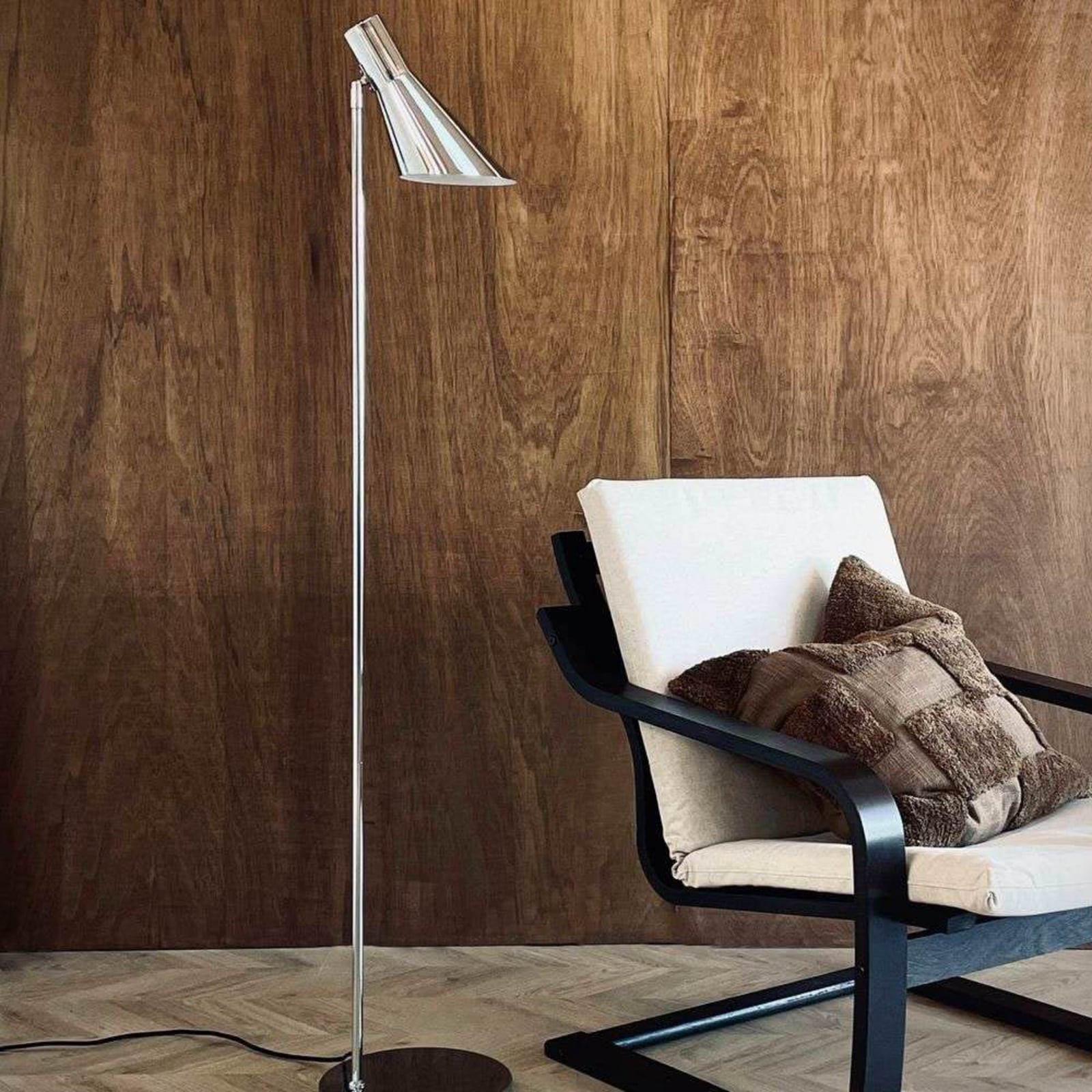 Dyberg Larsen Φωτιστικό δαπέδου DL12, χρώμιο, ύψος 139 cm, μέταλλο