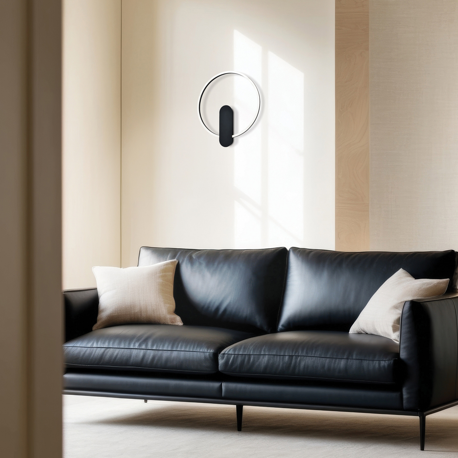 LED sienas lampa „Zaklin“, smilšmelnā krāsā, augstums 45 cm, metāls