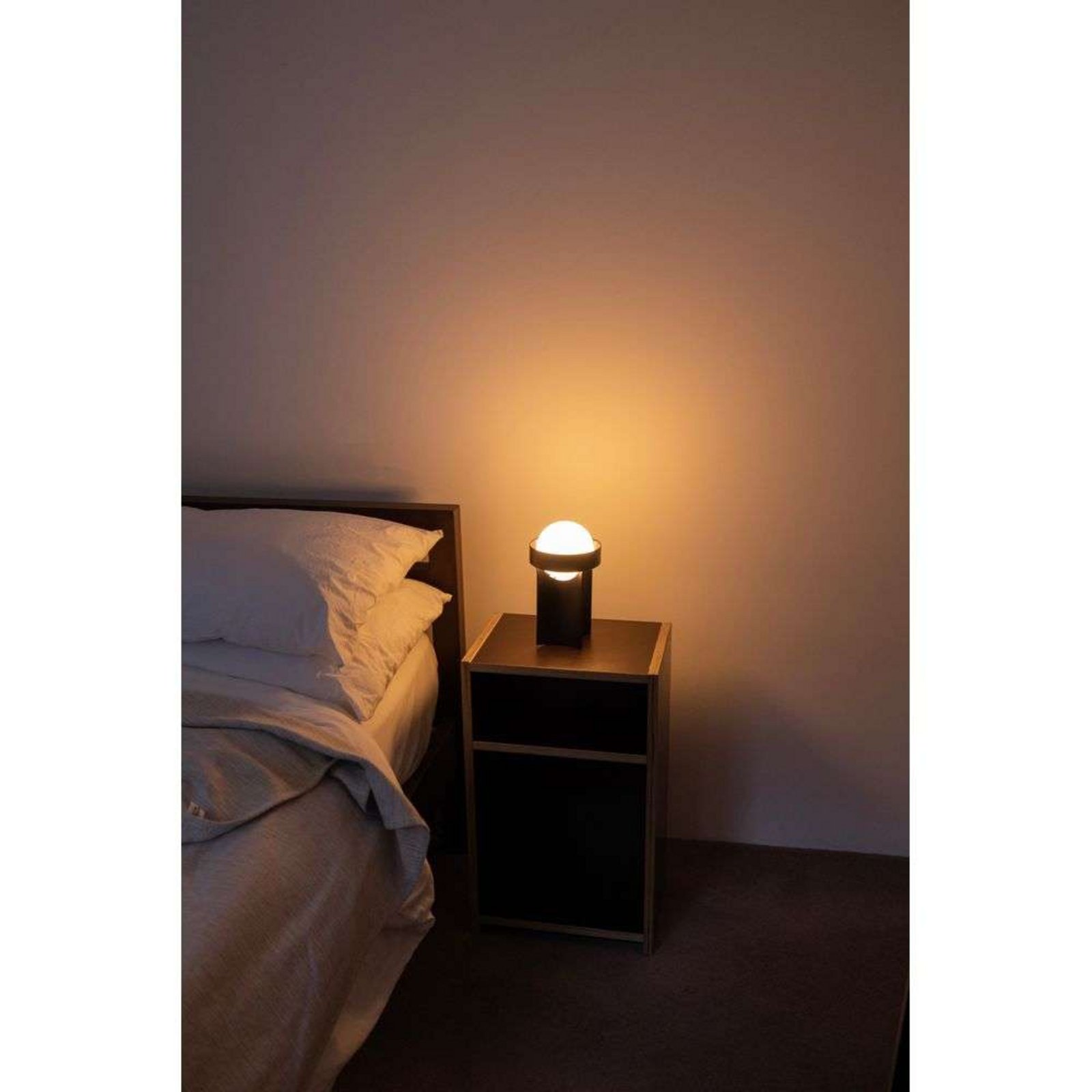 Loop Lampada da Tavolo Small w/Sphere III Dark Grey - Tala