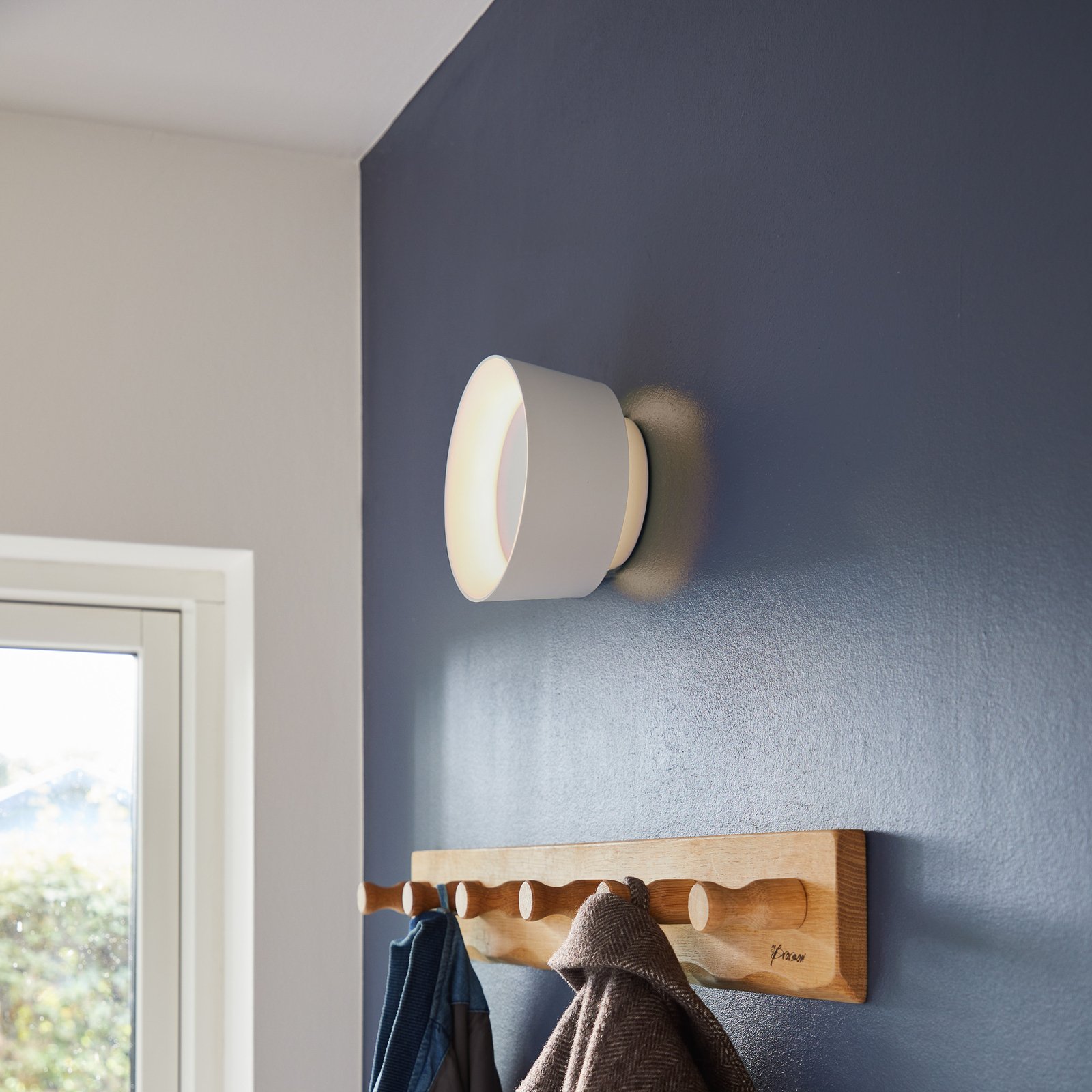 Cookie Wall-/Ceiling Lamp White - Loom Design