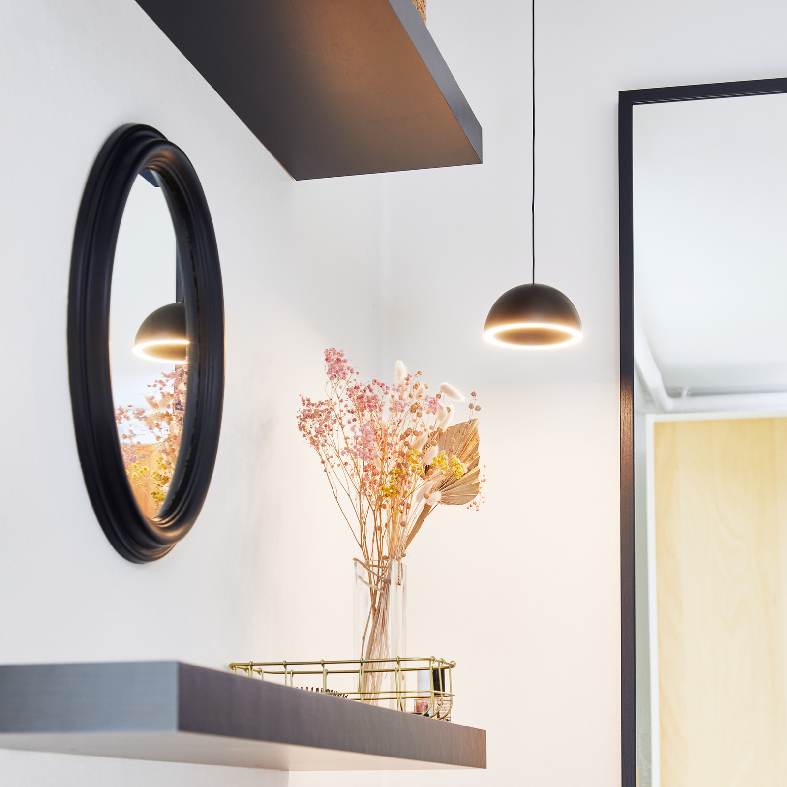 Curve Pendant Black - Loom Design