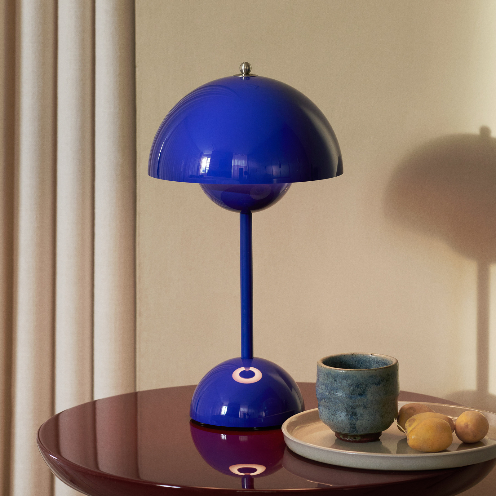 &Tradition LED table lamp Flowerpot VP9, cobalt blue
