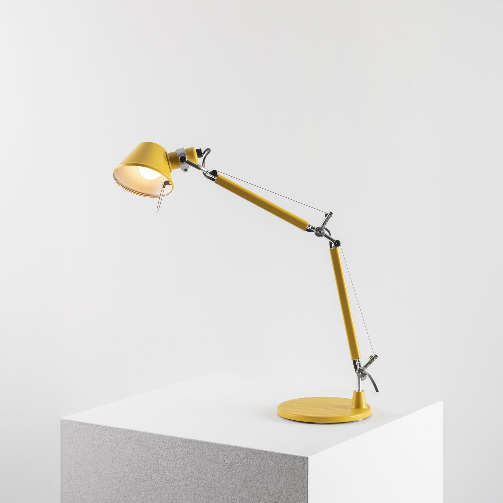 Artemide Tischleuchte Tolomeo Micro, gelb, Höhe 73 cm