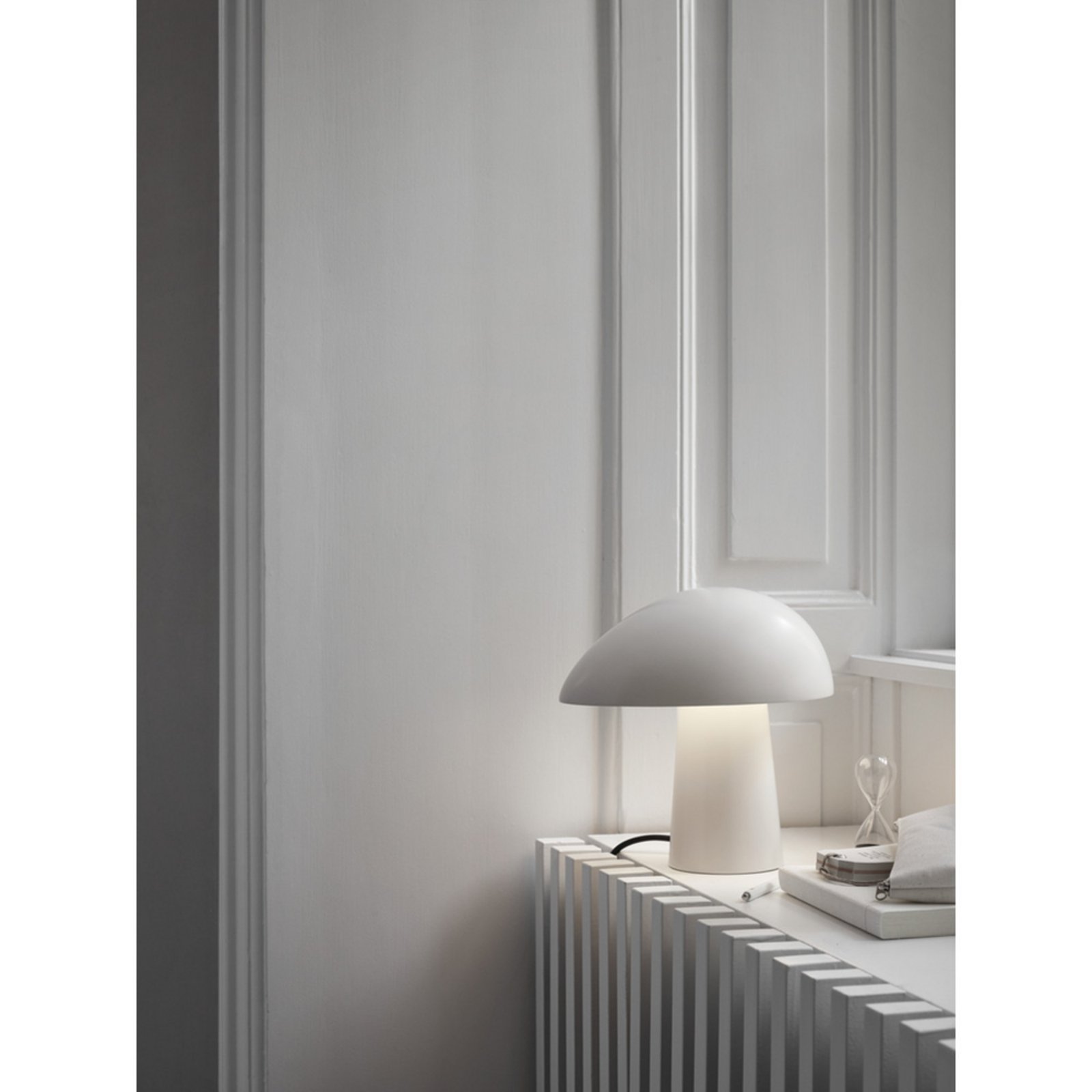 Night Owl Lampă de Masă Matte Smokey White - Fritz Hansen