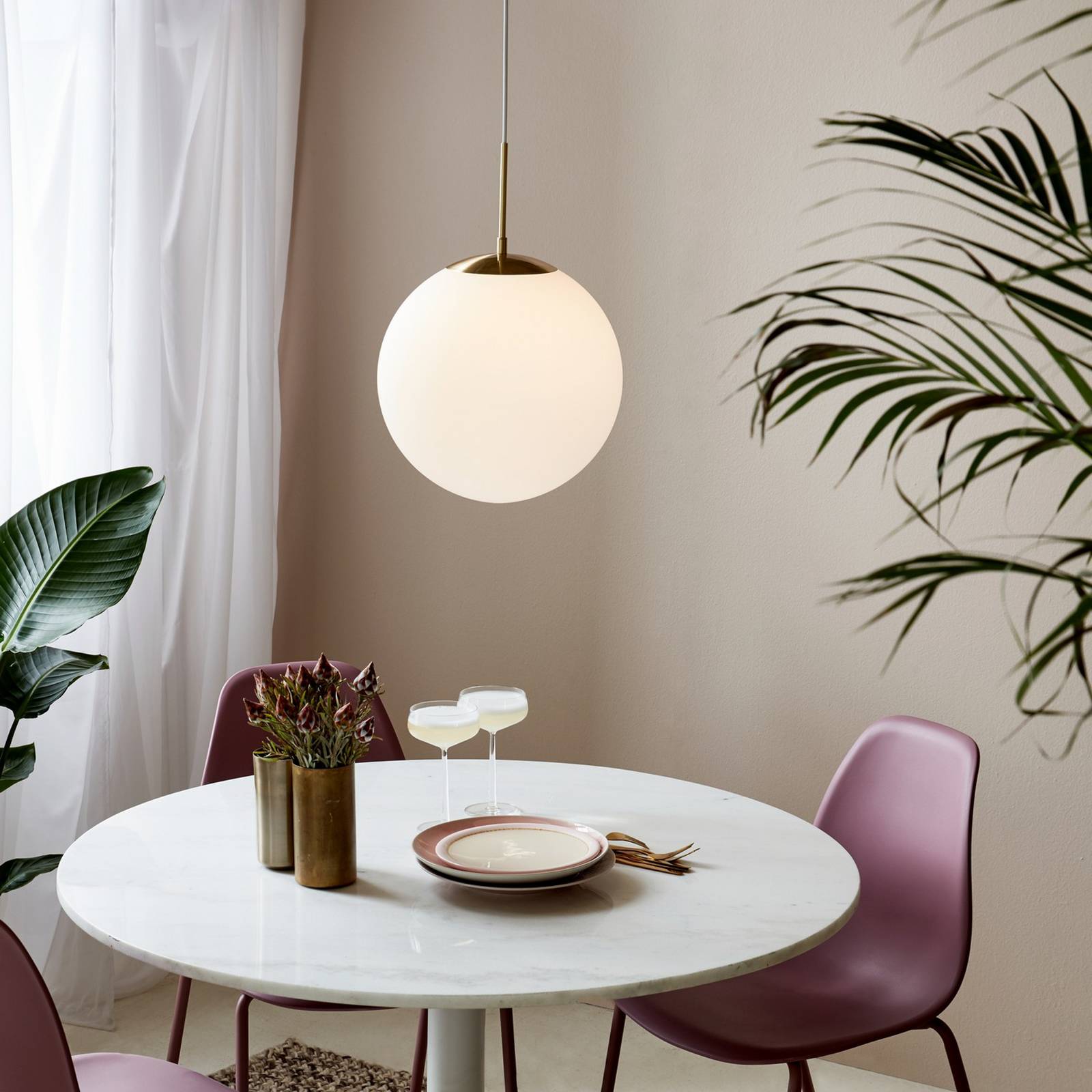 Nordlux Grant hanglamp in messing met glazen bol Ø 35cm