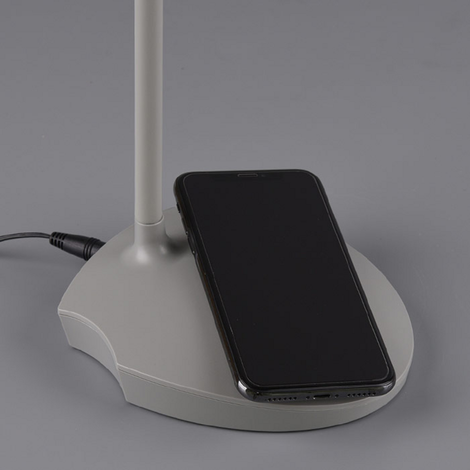 LED-Tischleuchte Load mit induktiver Ladestation