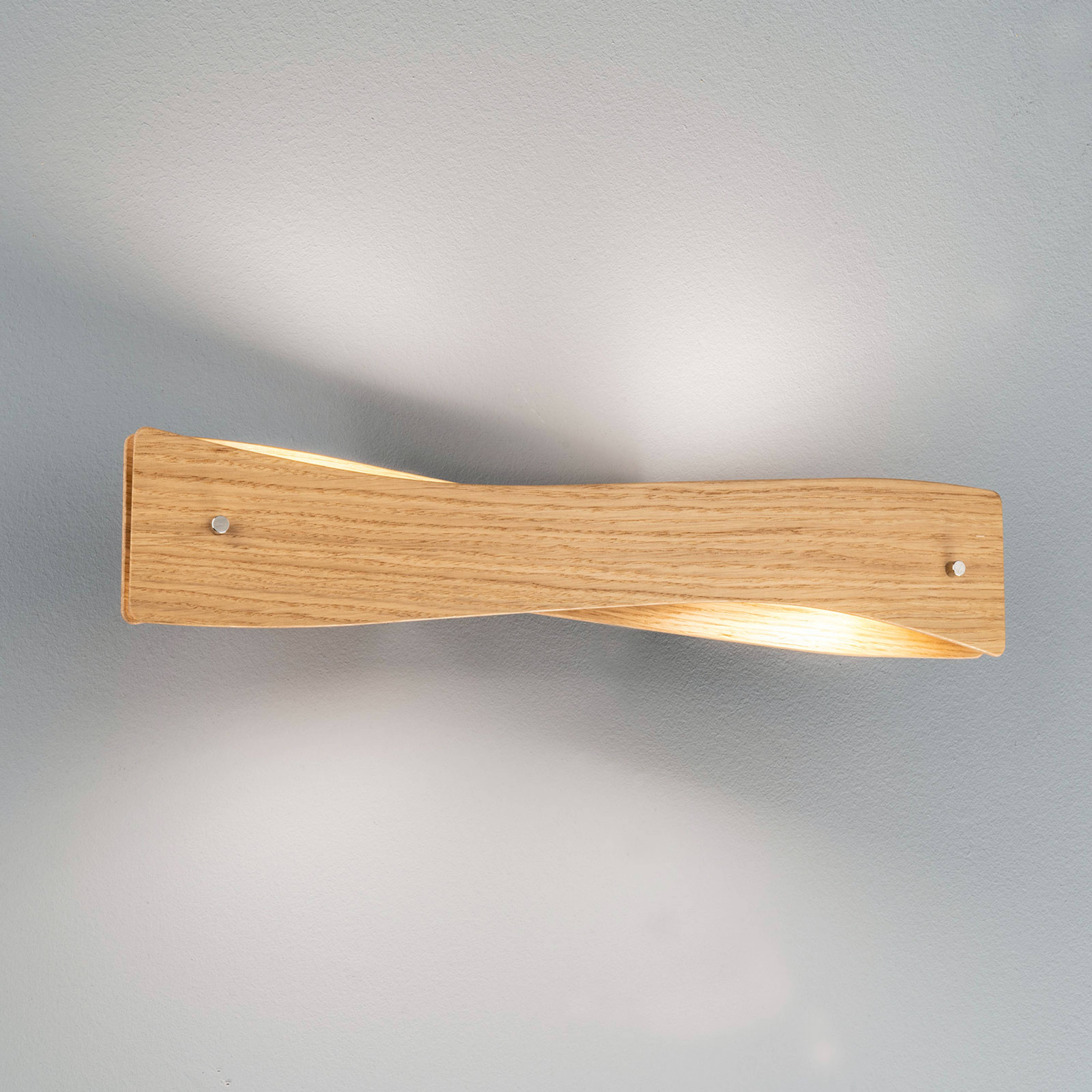 Quitani aplique de pared LED Lian, madera de roble
