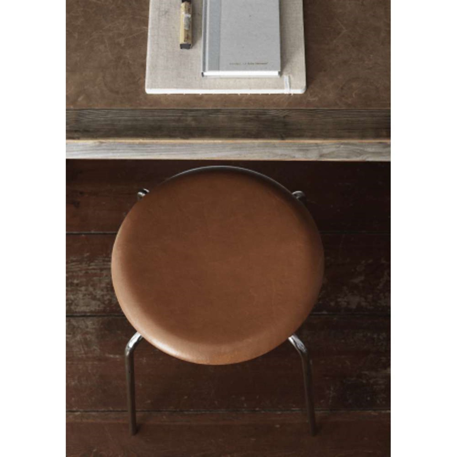 Dot™ Stool Negro - Fritz Hansen